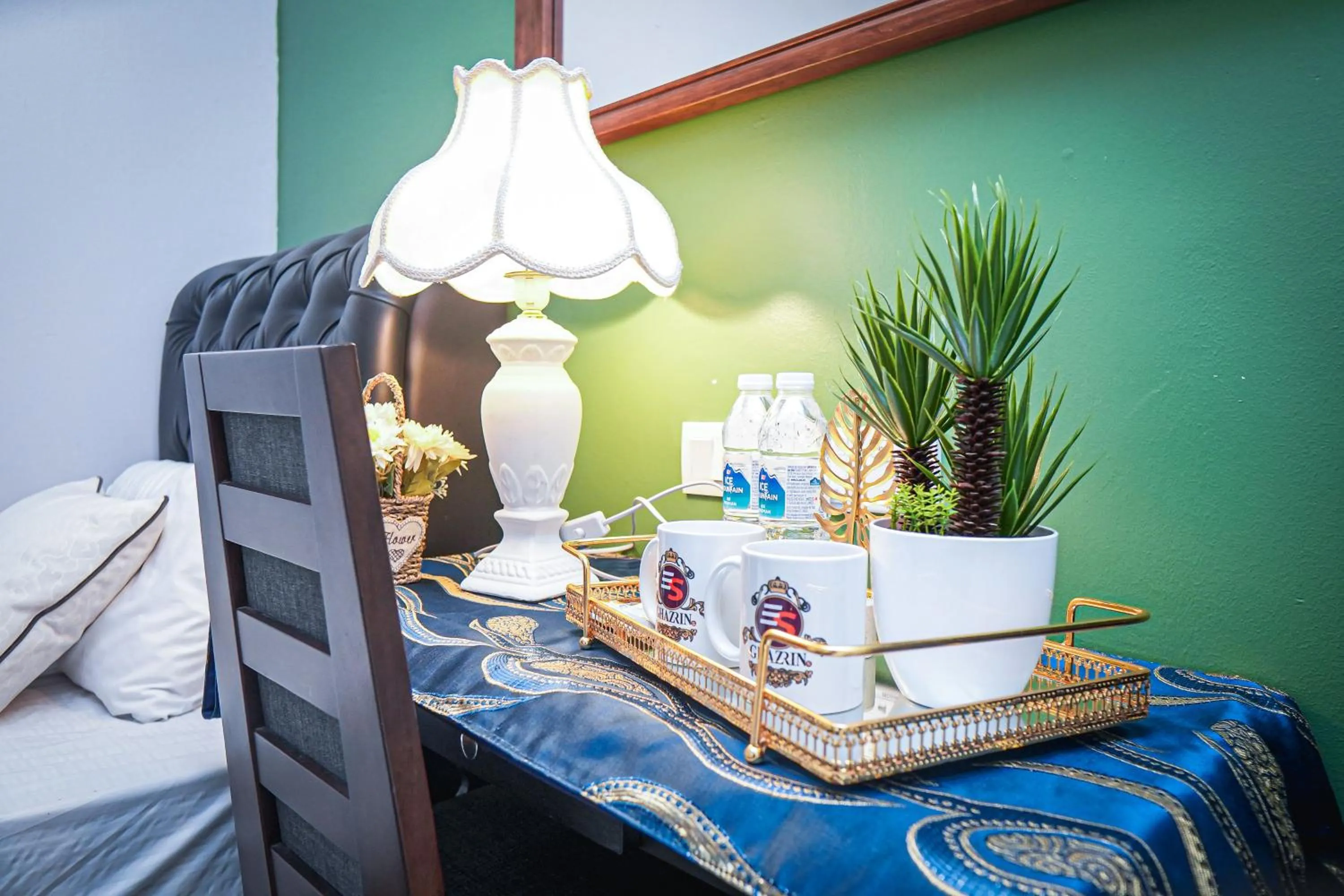 Bed in GHAZRINs DESARU