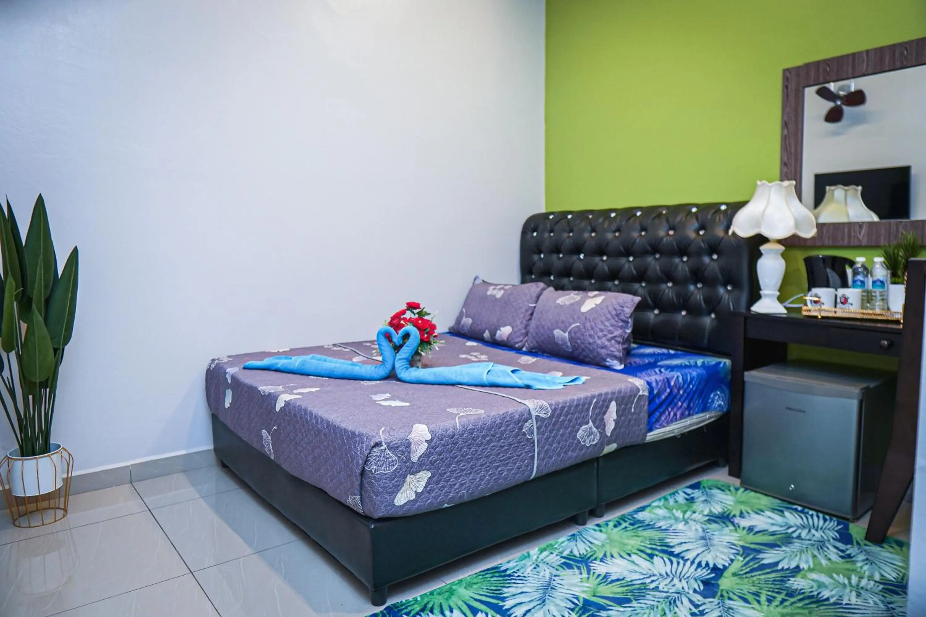 Bed in GHAZRINs DESARU