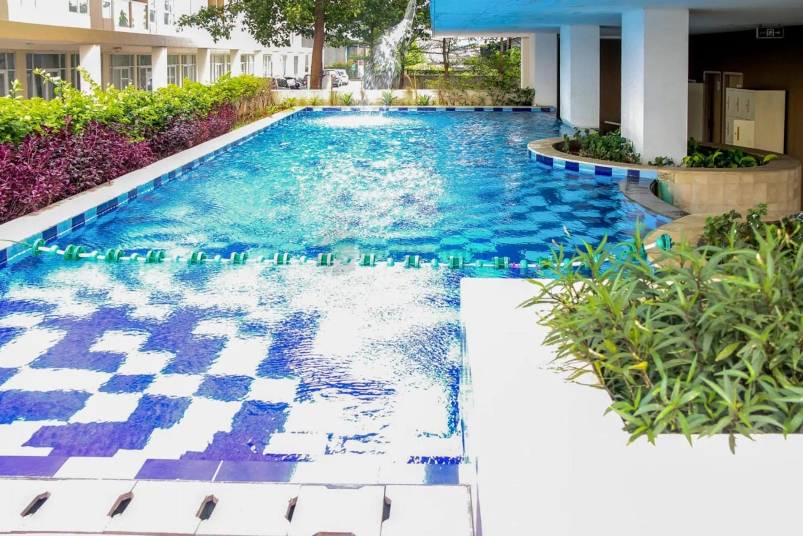 Swimming pool in RedLiving Apartemen Paradise Mansion - Gunawan
