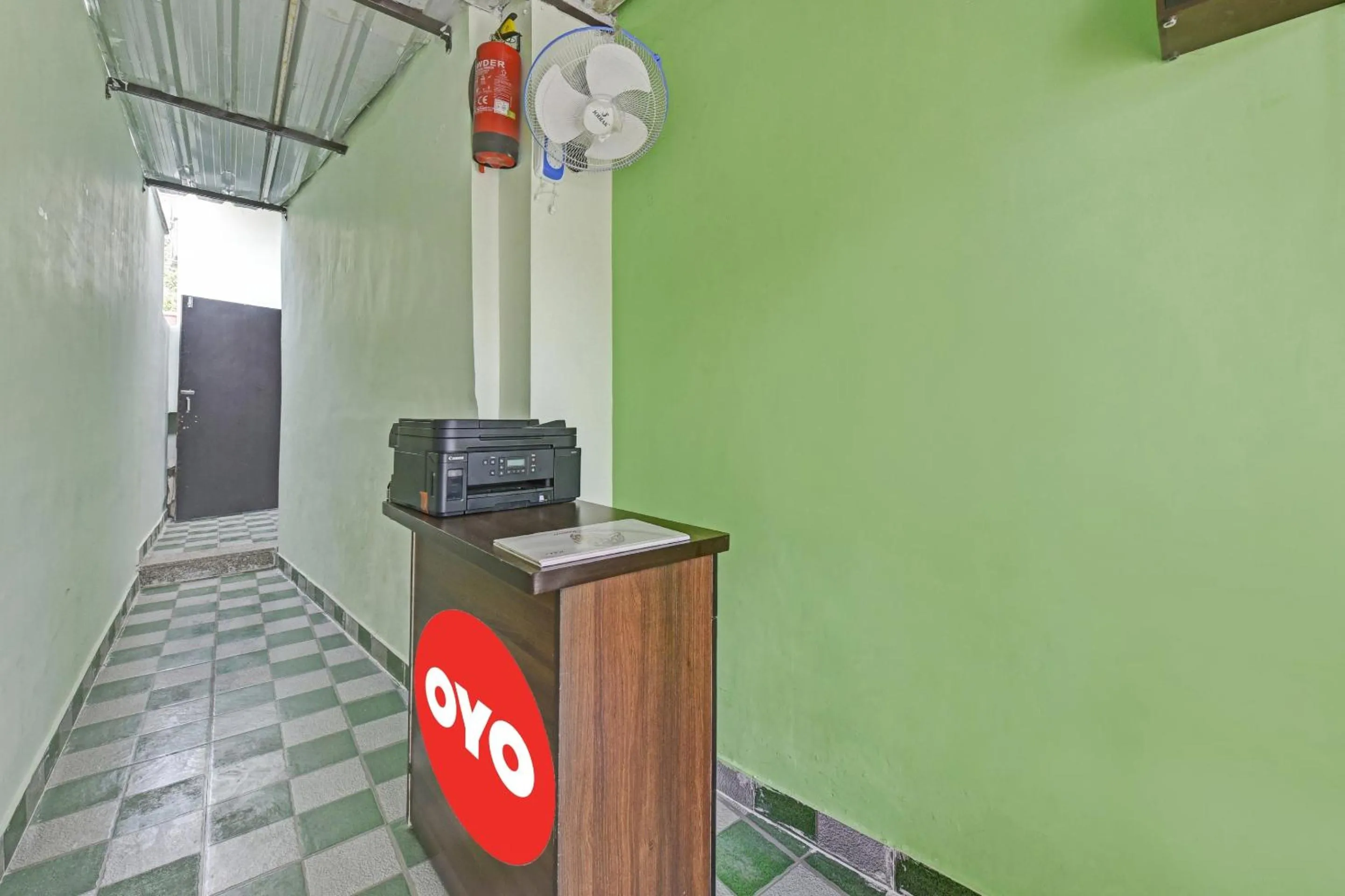 Lobby or reception in Hotel O Jmd Hotel