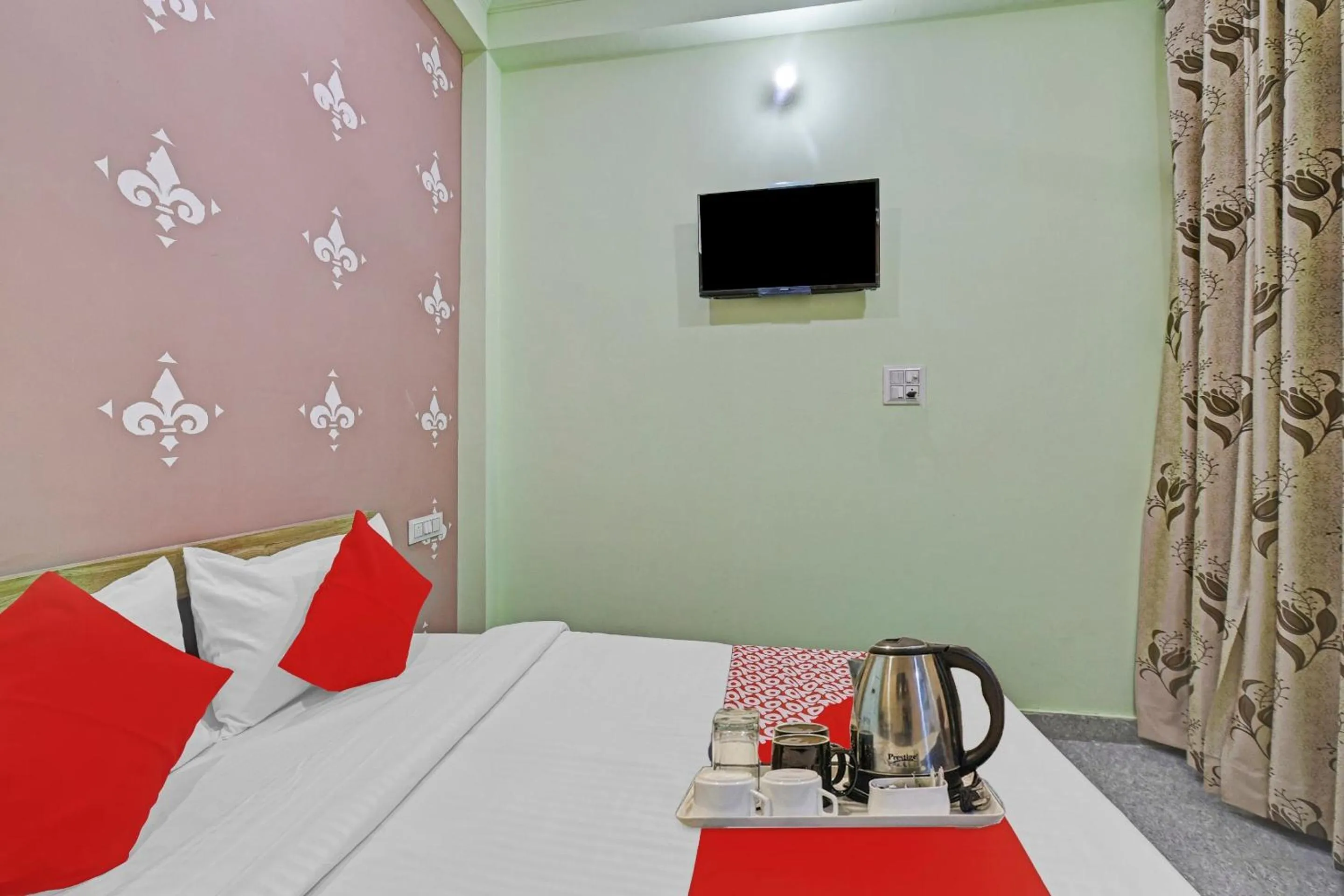 Bedroom in Hotel O Jmd Hotel