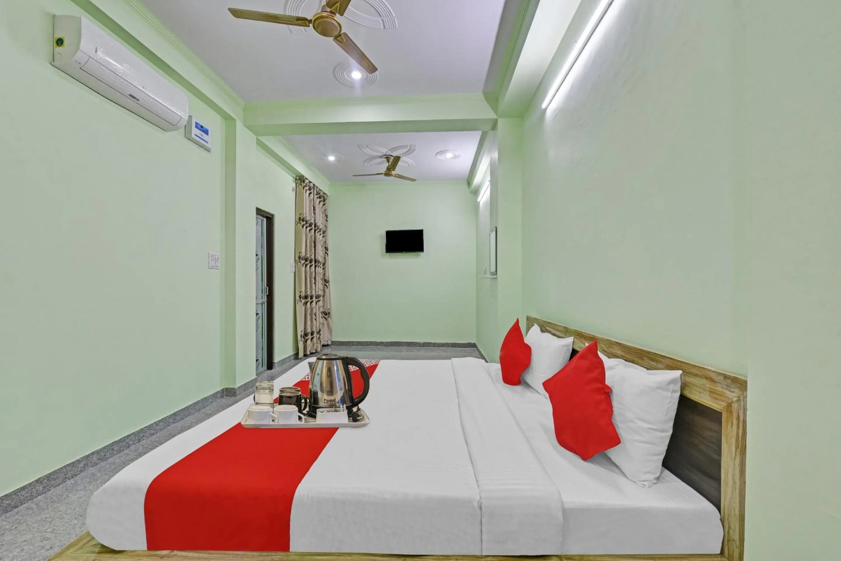 Bedroom in Hotel O Jmd Hotel