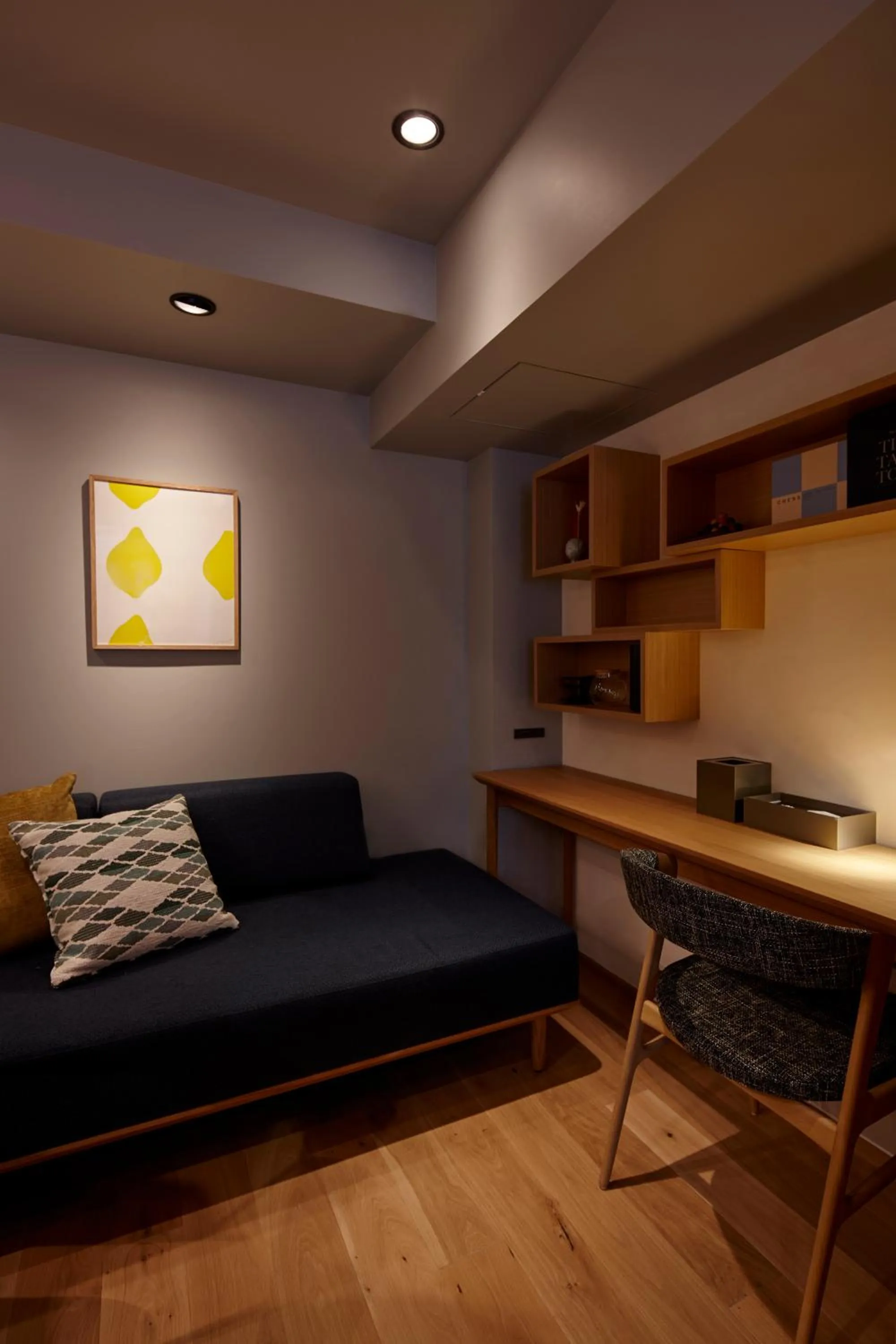 hair dresser in COCOSHUKU AKASAKA Premium