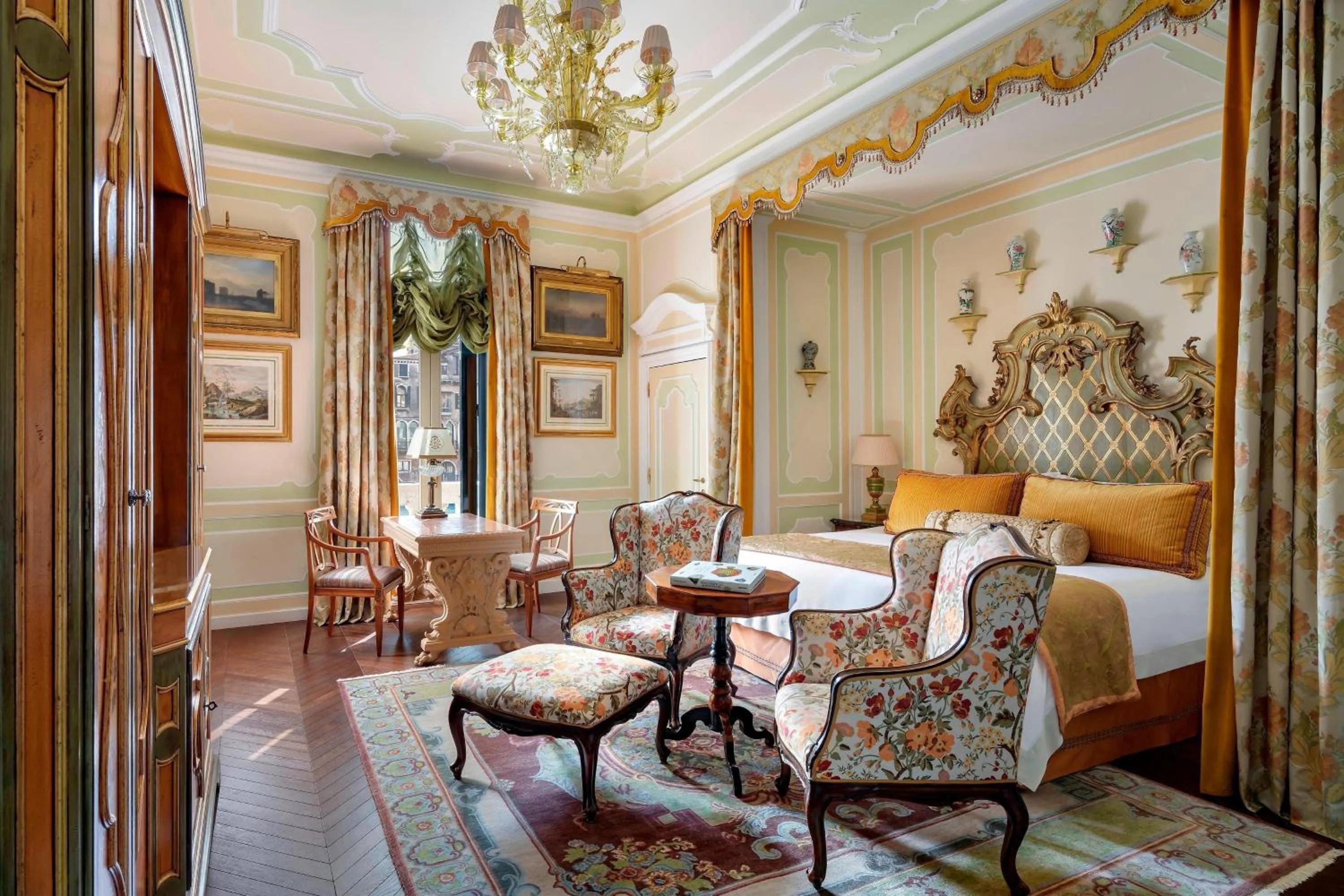 Bedroom in The Gritti Palace, a Luxury Collection Hotel, Venice