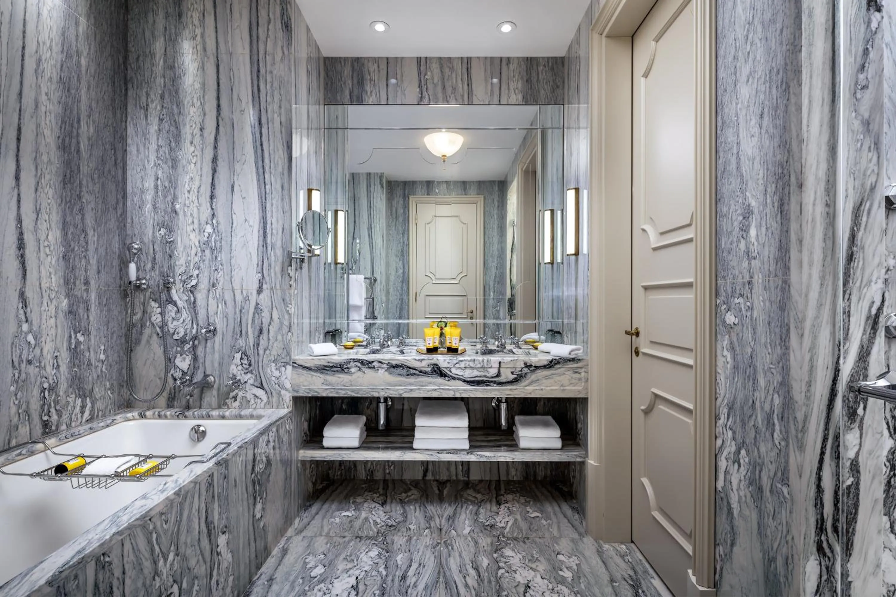 Bathroom in The Gritti Palace, a Luxury Collection Hotel, Venice