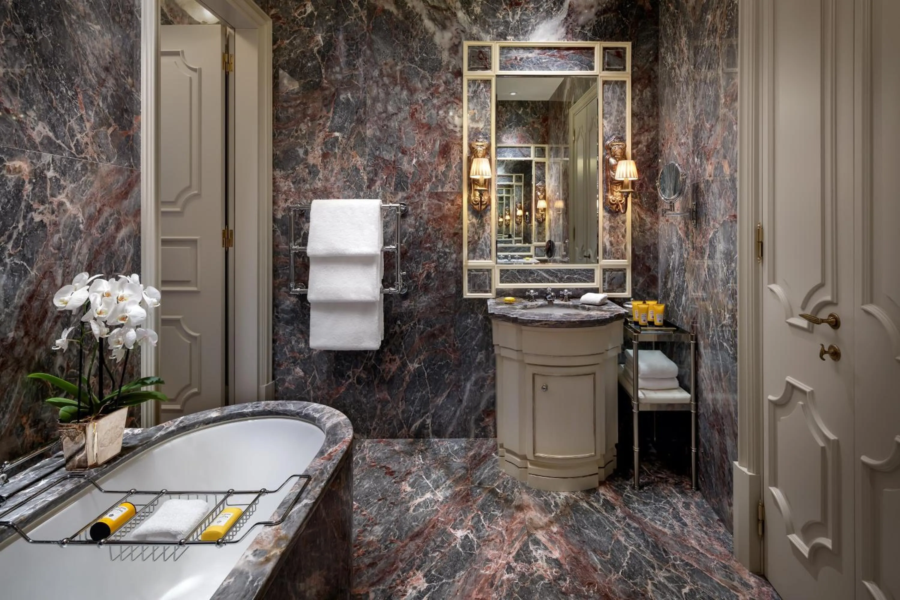 Bathroom in The Gritti Palace, a Luxury Collection Hotel, Venice
