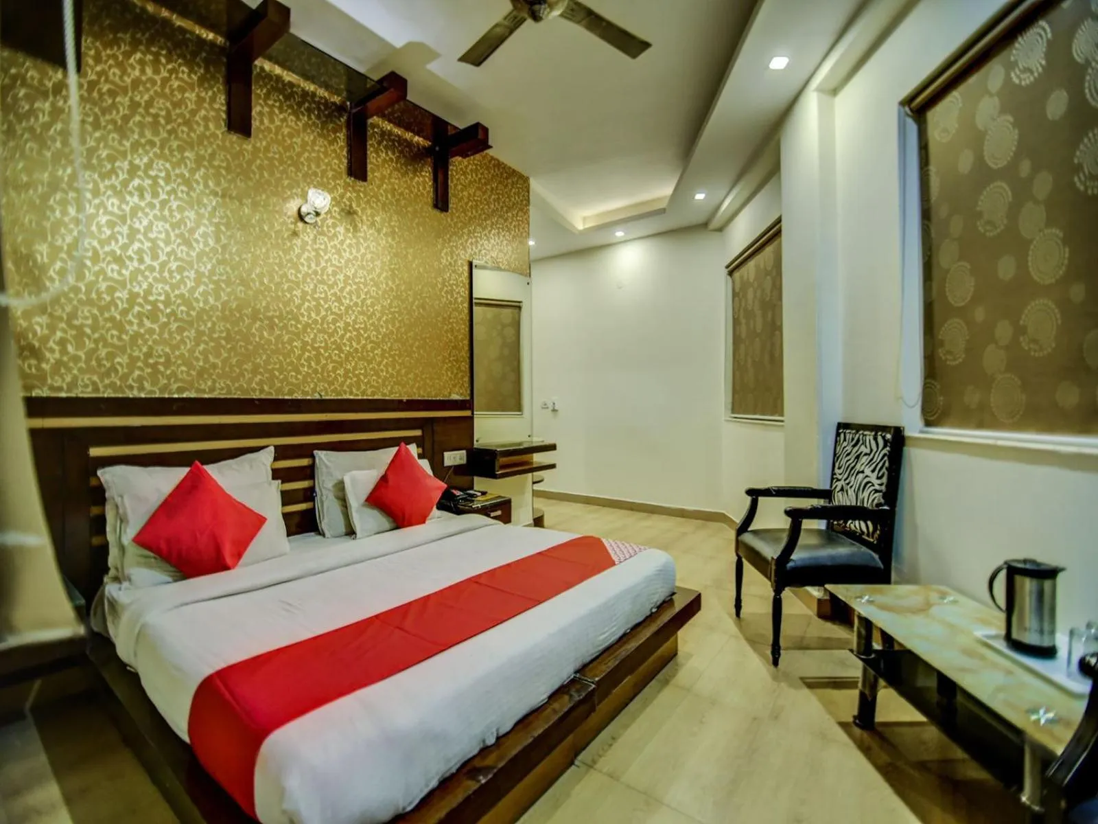 Bed in Hotel Asko international