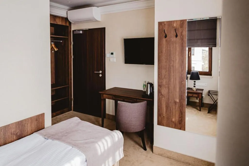 Bed in Pałac Uniejów