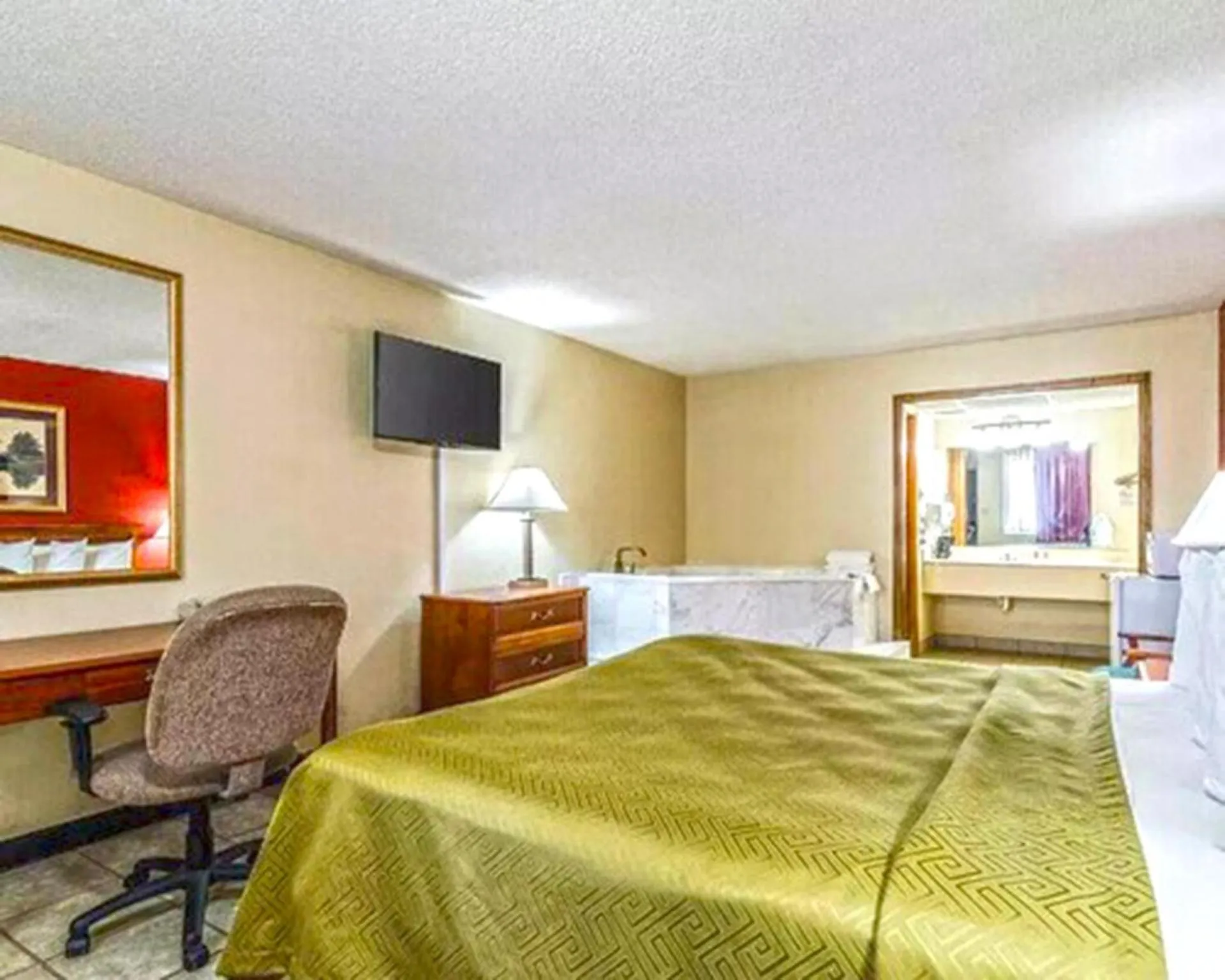 Bed in Marifah Inn Salina