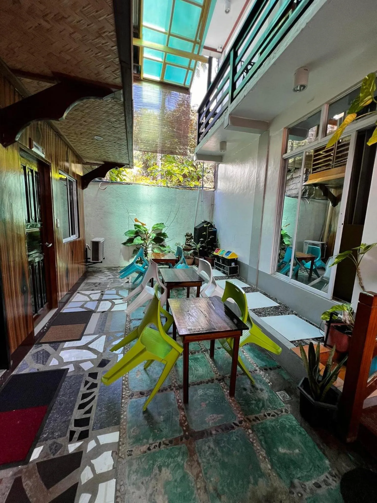 Area and facilities in Balay Paragua