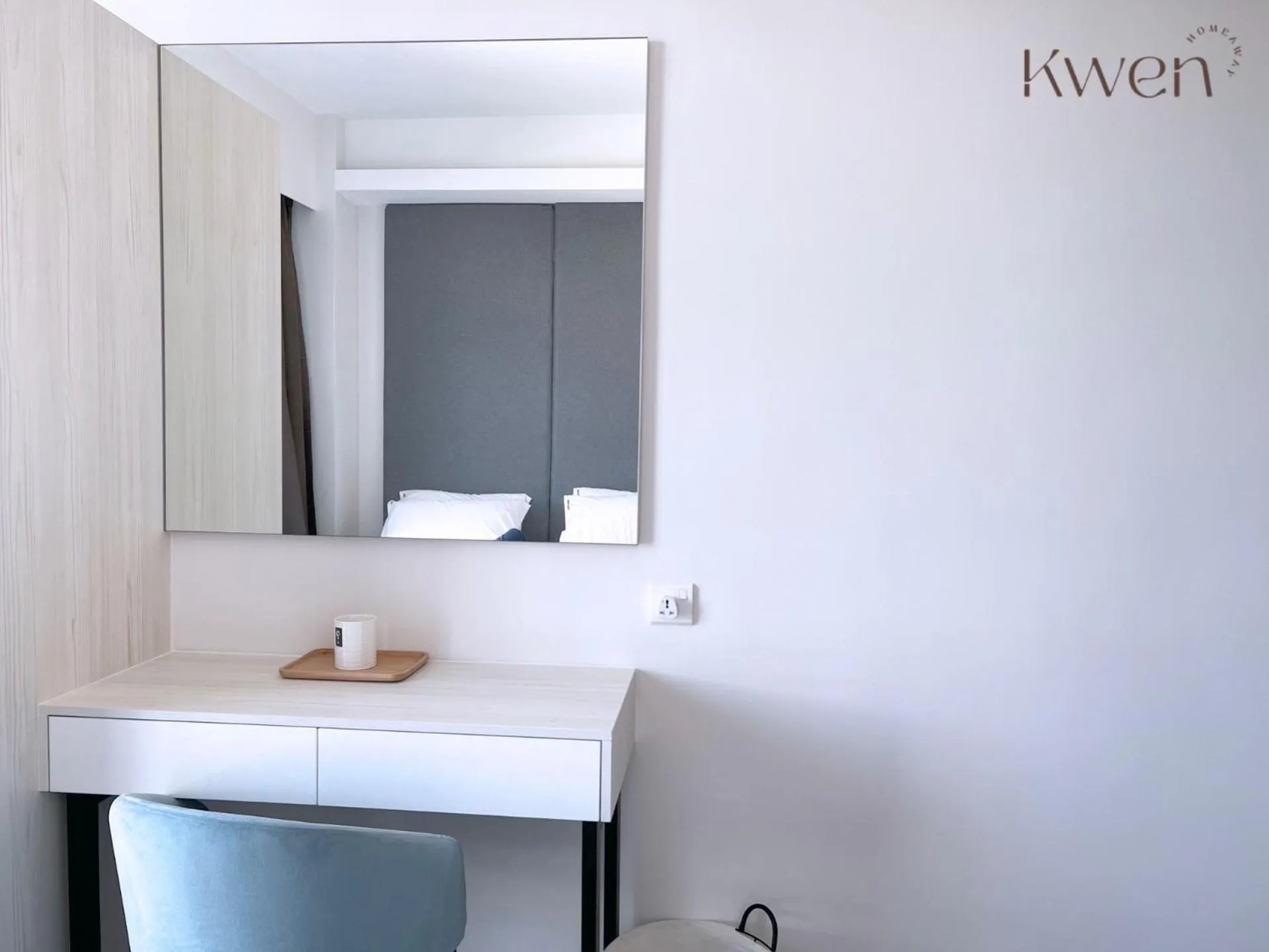 Bedroom in KWEN Suites-Tanjung Aru InfinityPool Seaview/Airport View