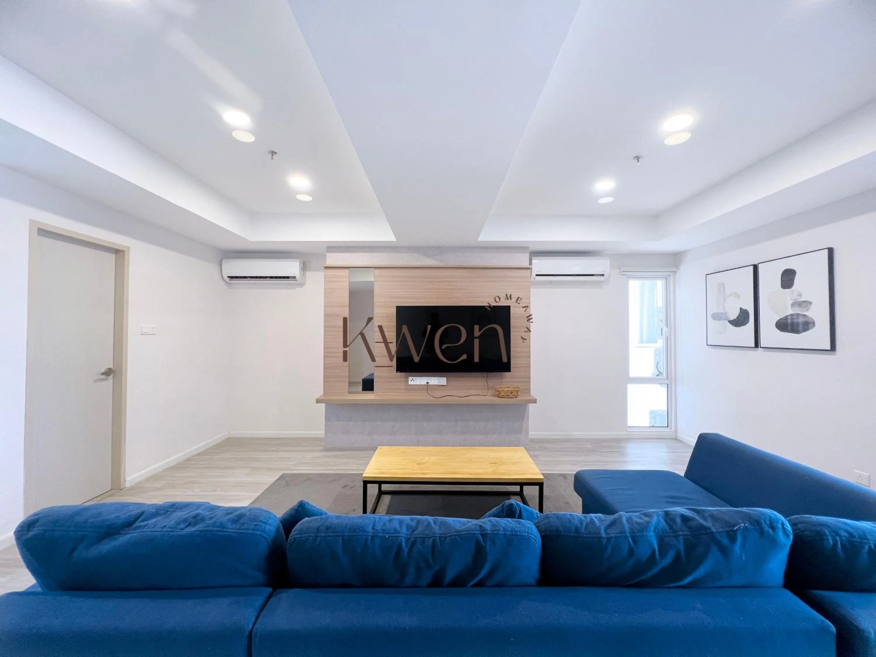 Living room in KWEN Suites-Tanjung Aru InfinityPool Seaview/Airport View