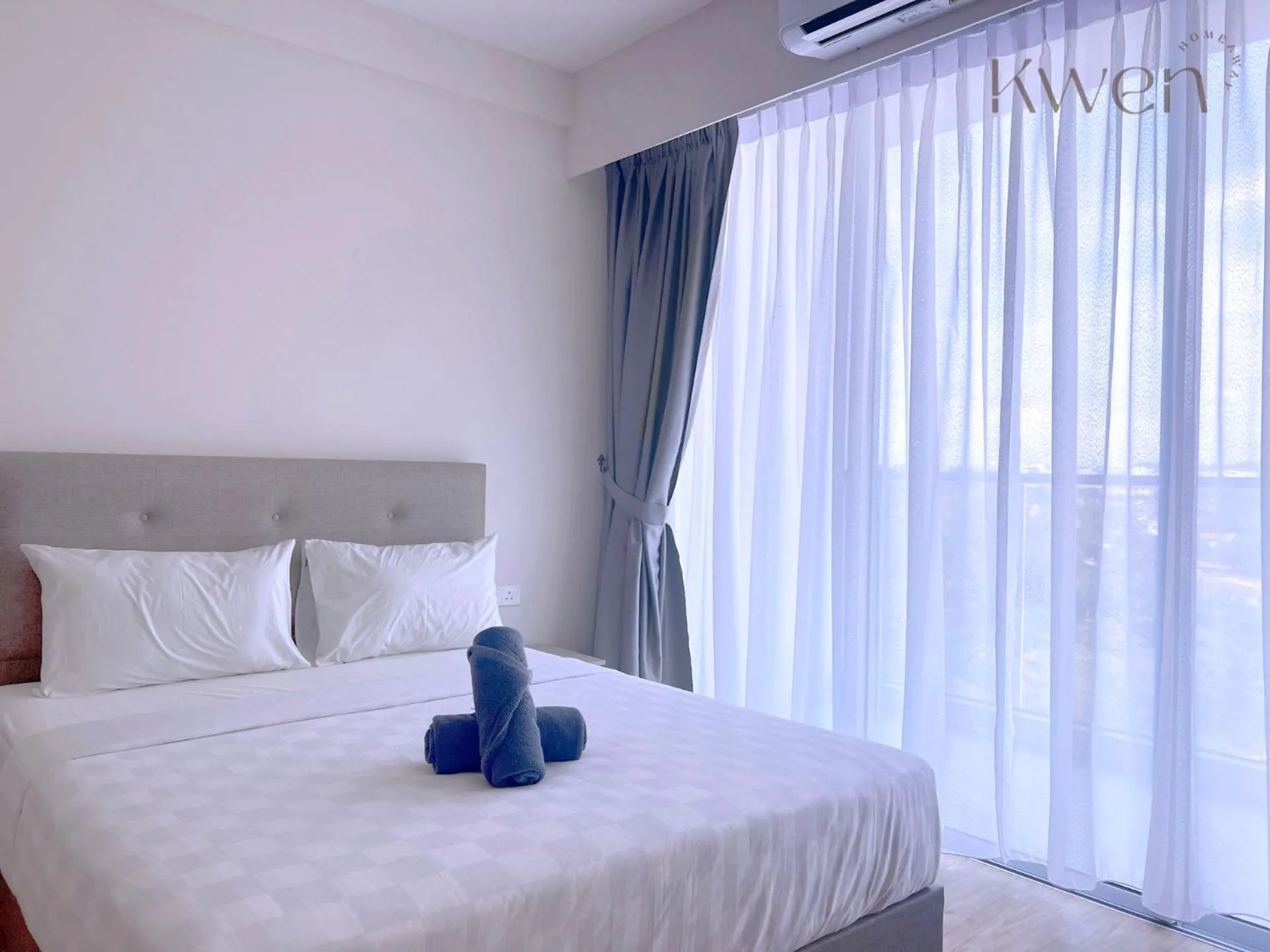 Bedroom, Bed in KWEN Suites-Tanjung Aru InfinityPool Seaview/Airport View
