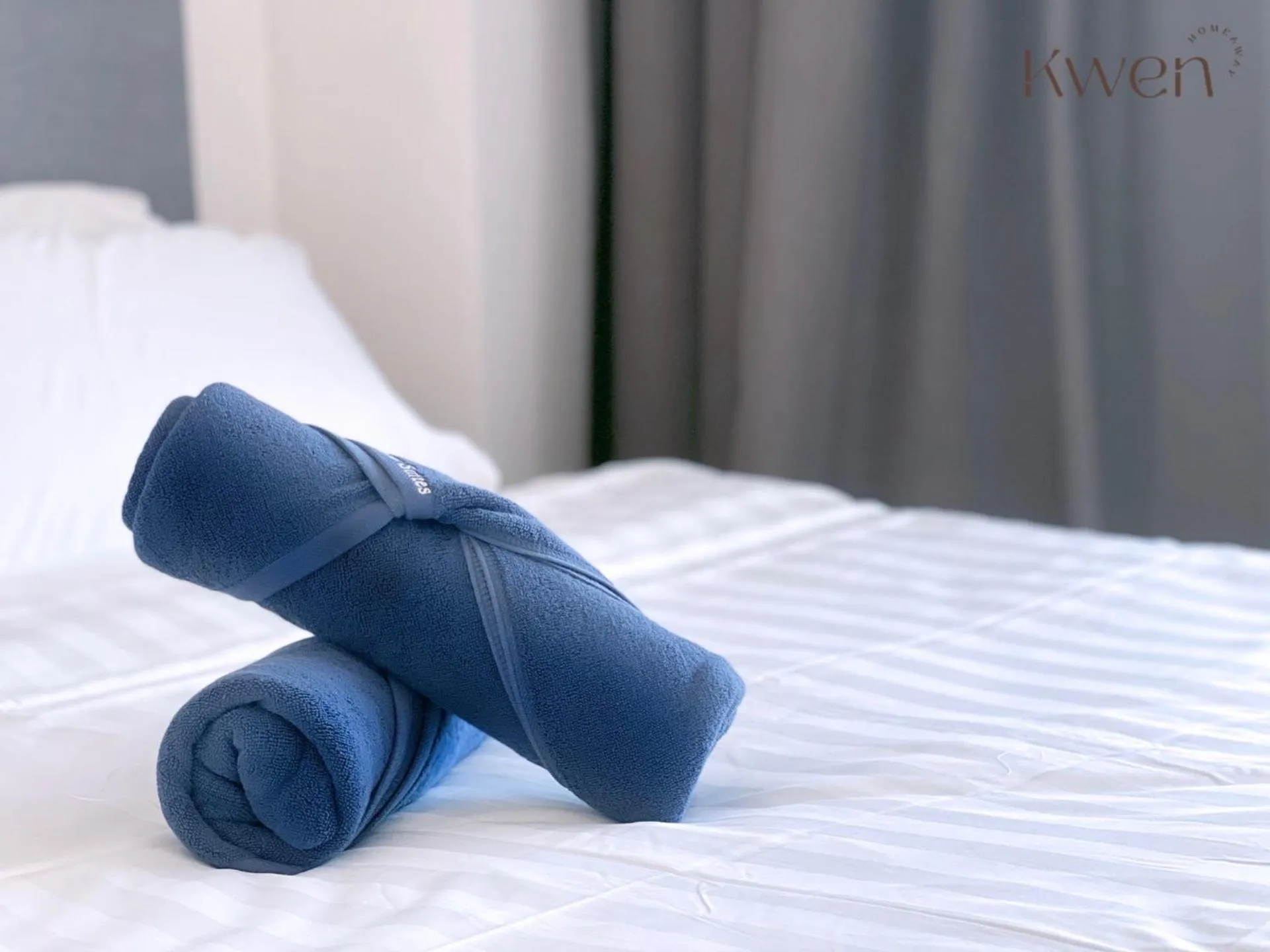 Bedroom, Bed in KWEN Suites-Tanjung Aru InfinityPool Seaview/Airport View