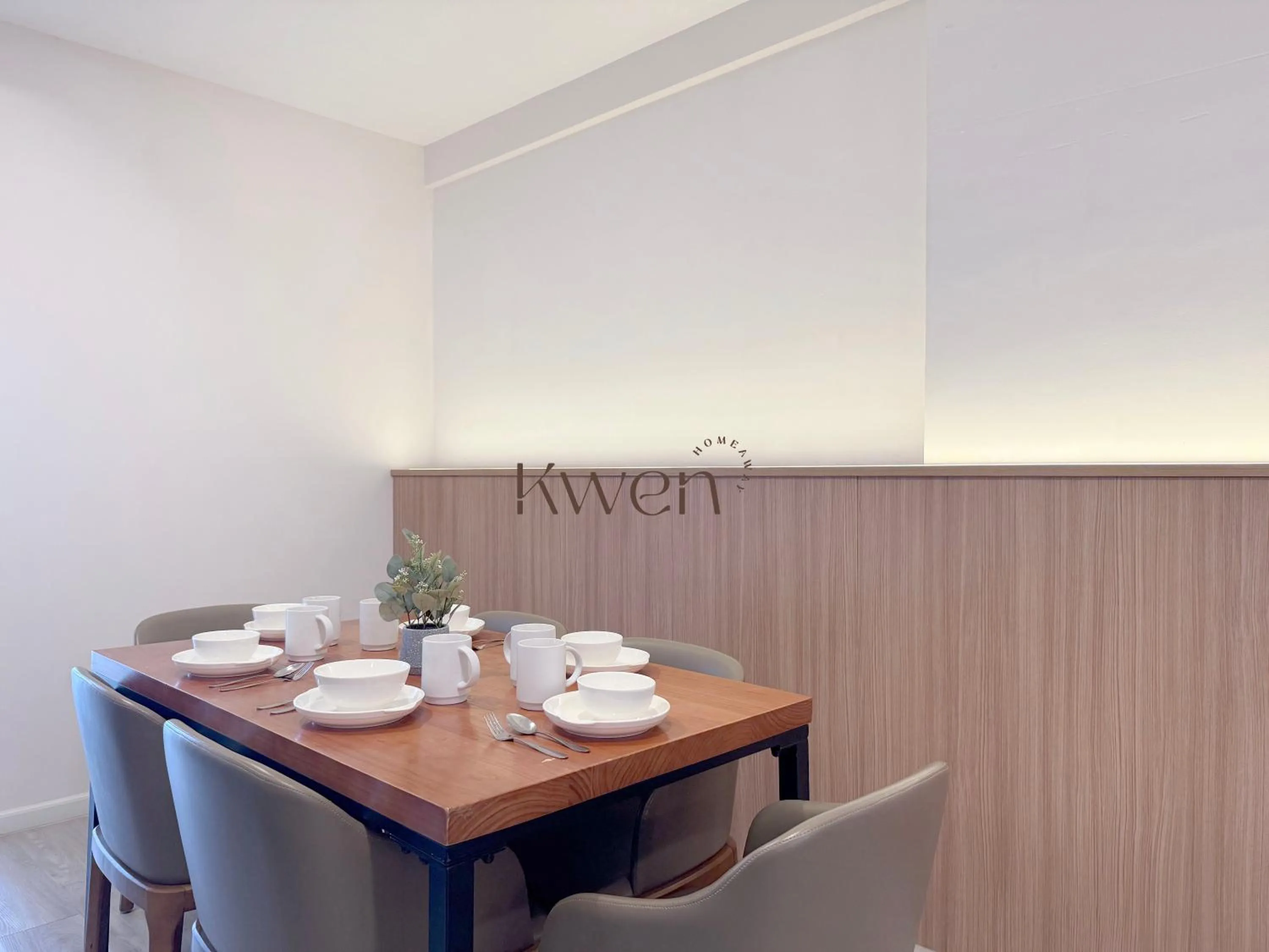 Dining area in KWEN Suites-Tanjung Aru InfinityPool Seaview/Airport View