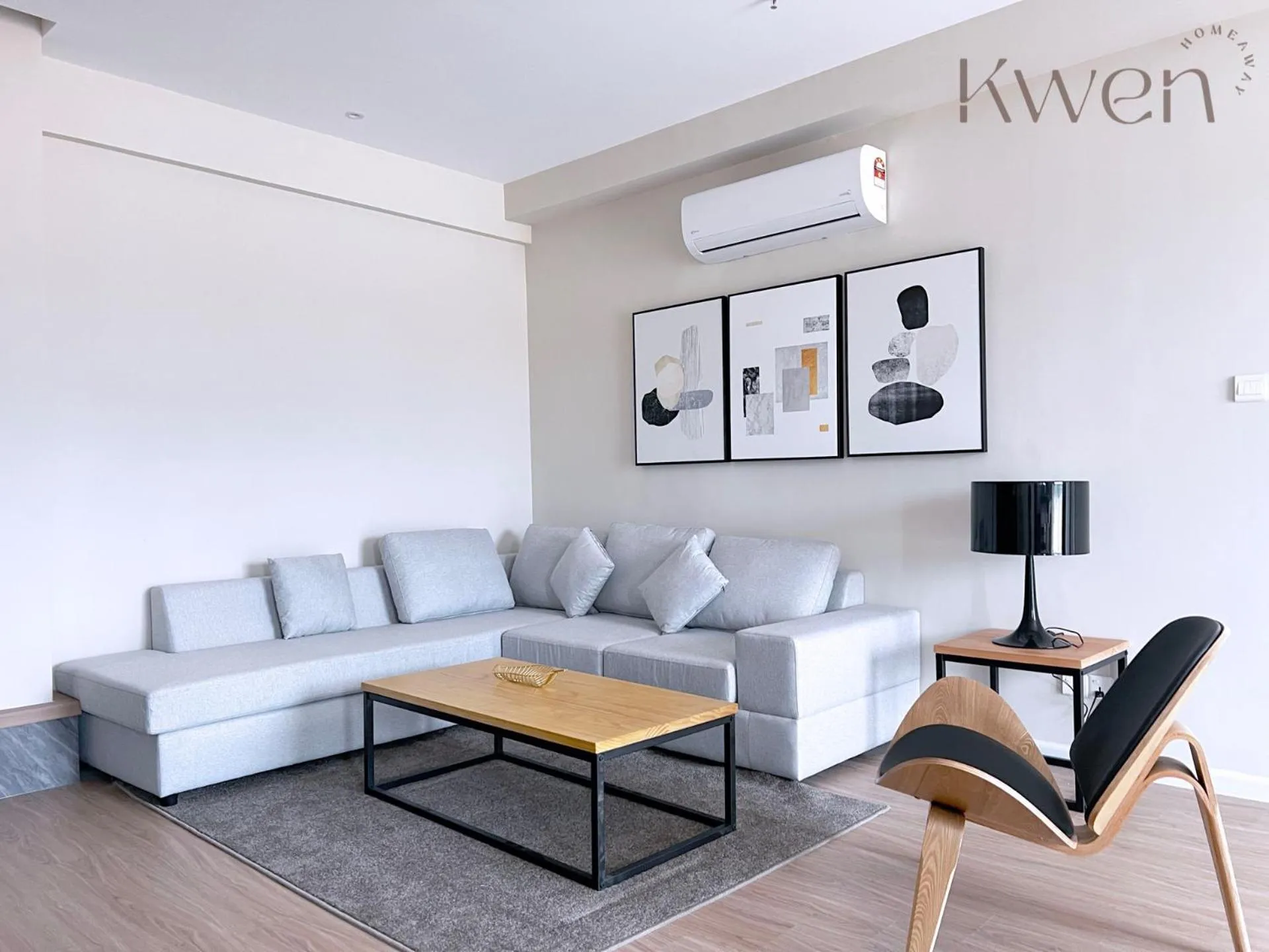 Living room in KWEN Suites-Tanjung Aru InfinityPool Seaview/Airport View