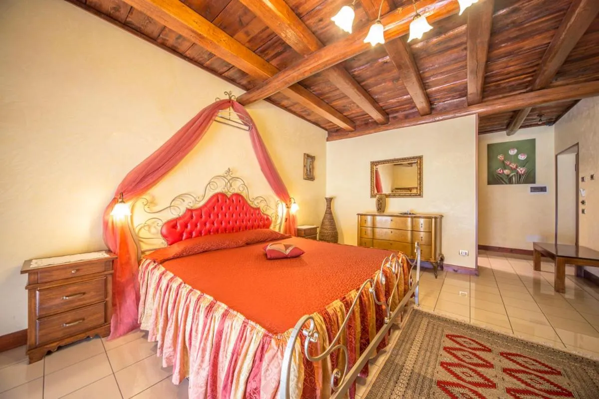 Bed in Monte Tondo Winery