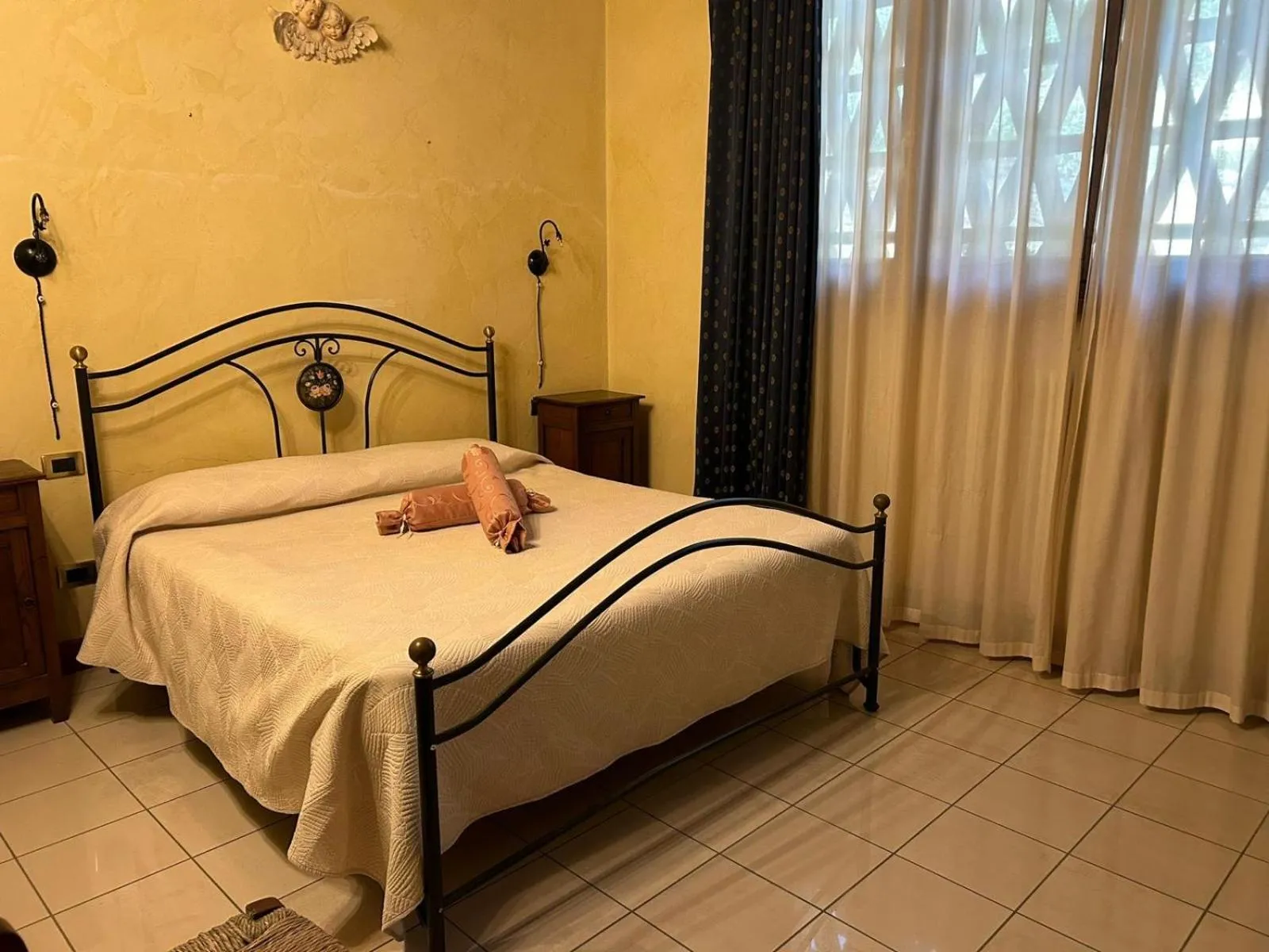 Bed in Monte Tondo Winery