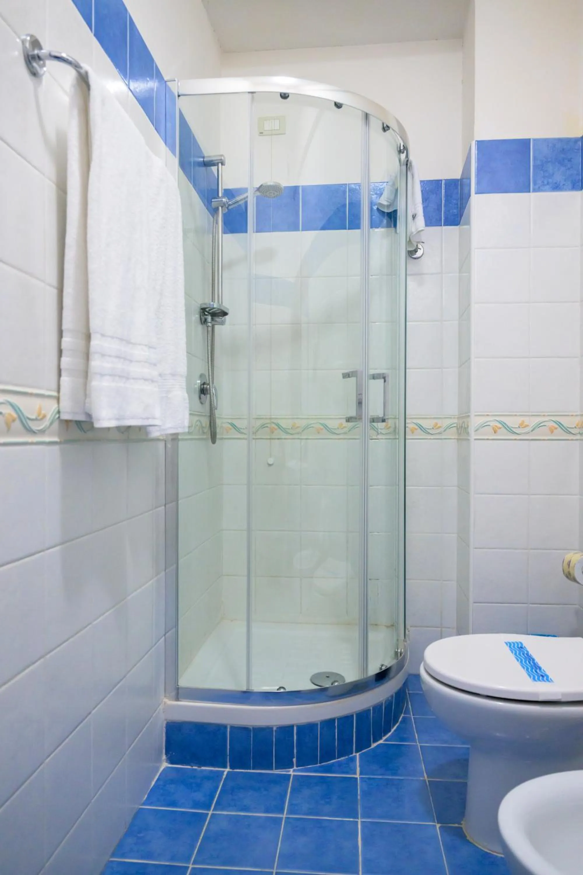 Bedroom in Hotel Centro Congressi Polo Nautico