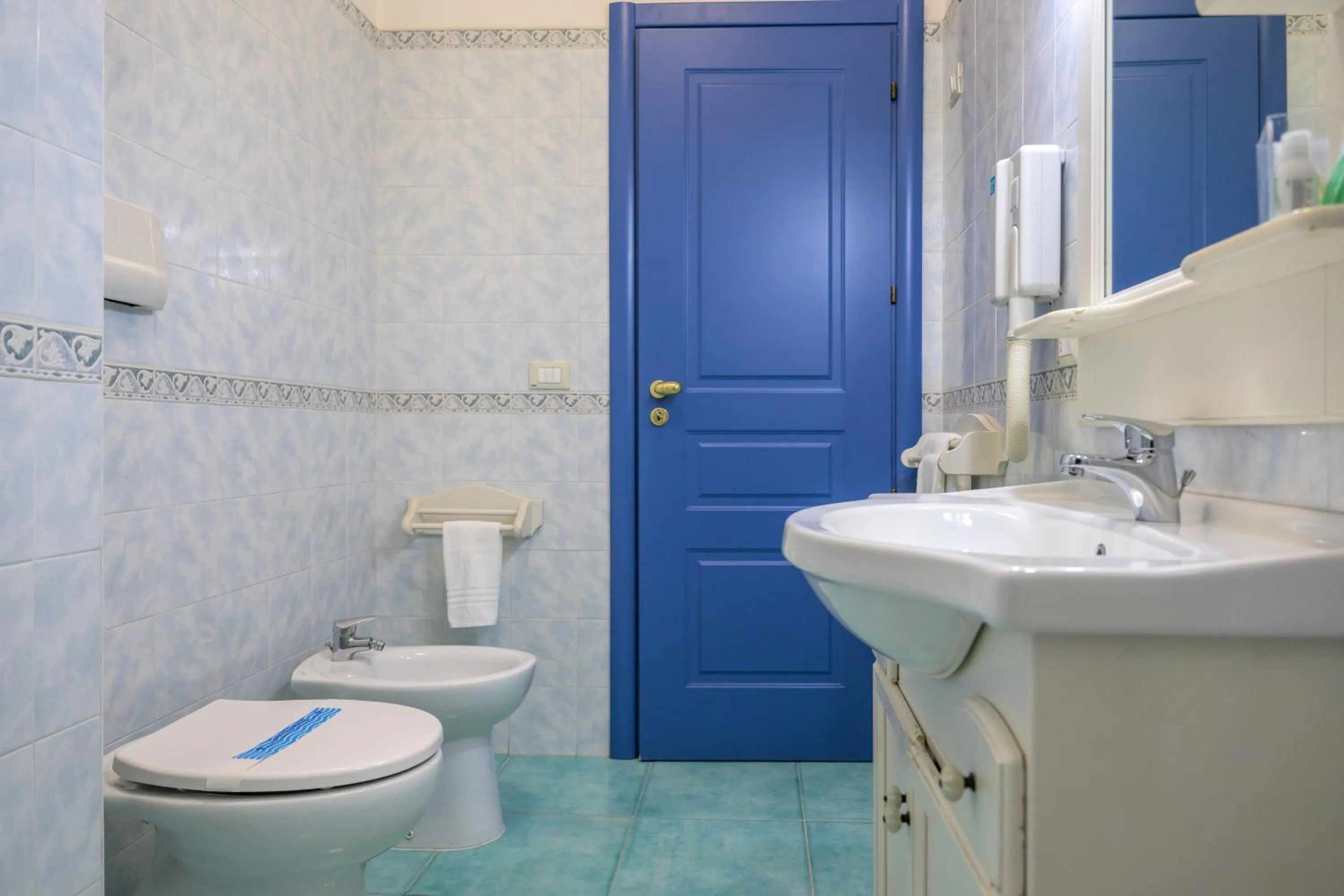 Bedroom in Hotel Centro Congressi Polo Nautico