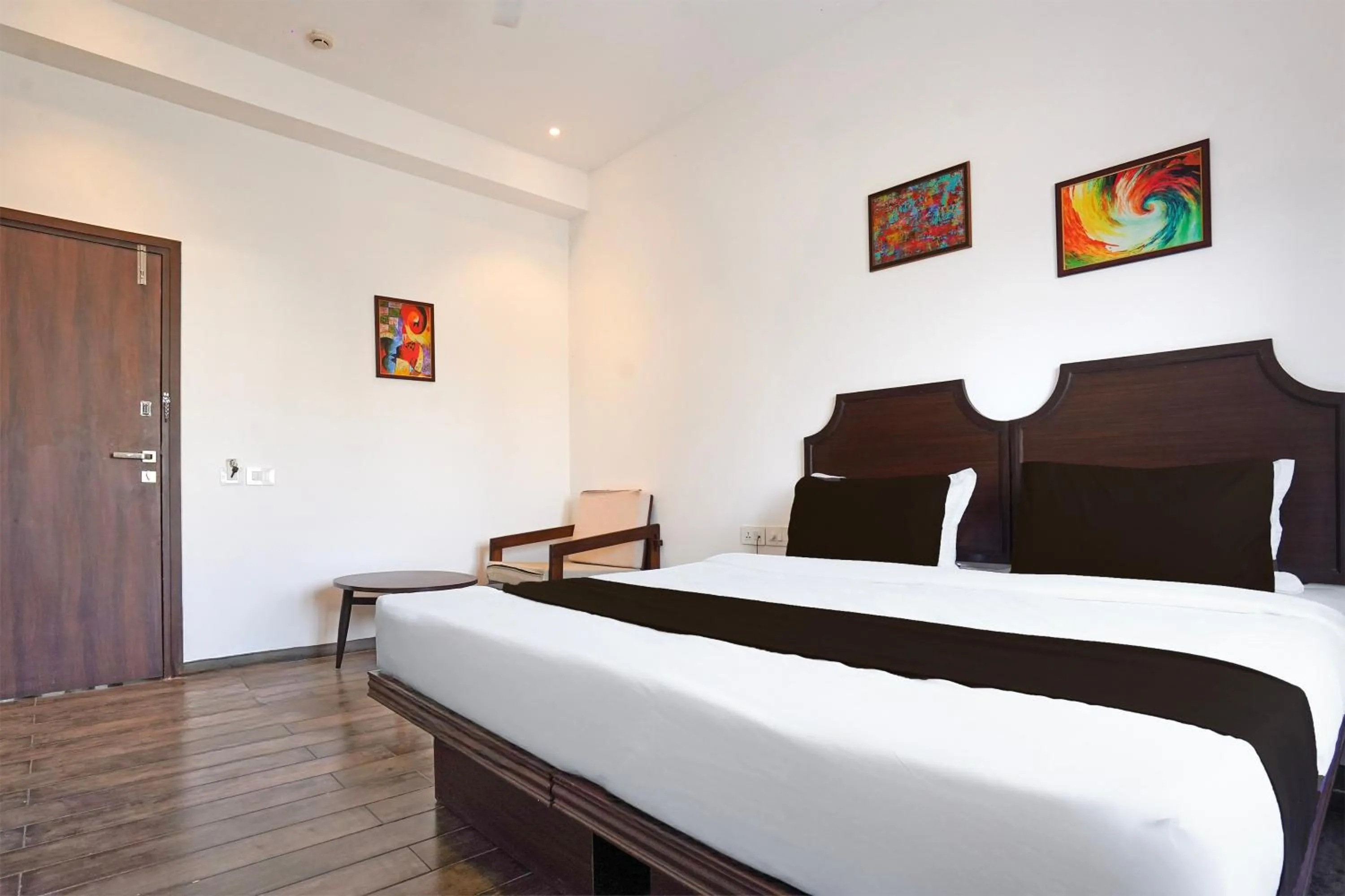 Bedroom, Bed in Super Townhouse Central Bazar Road Ramdaspeth