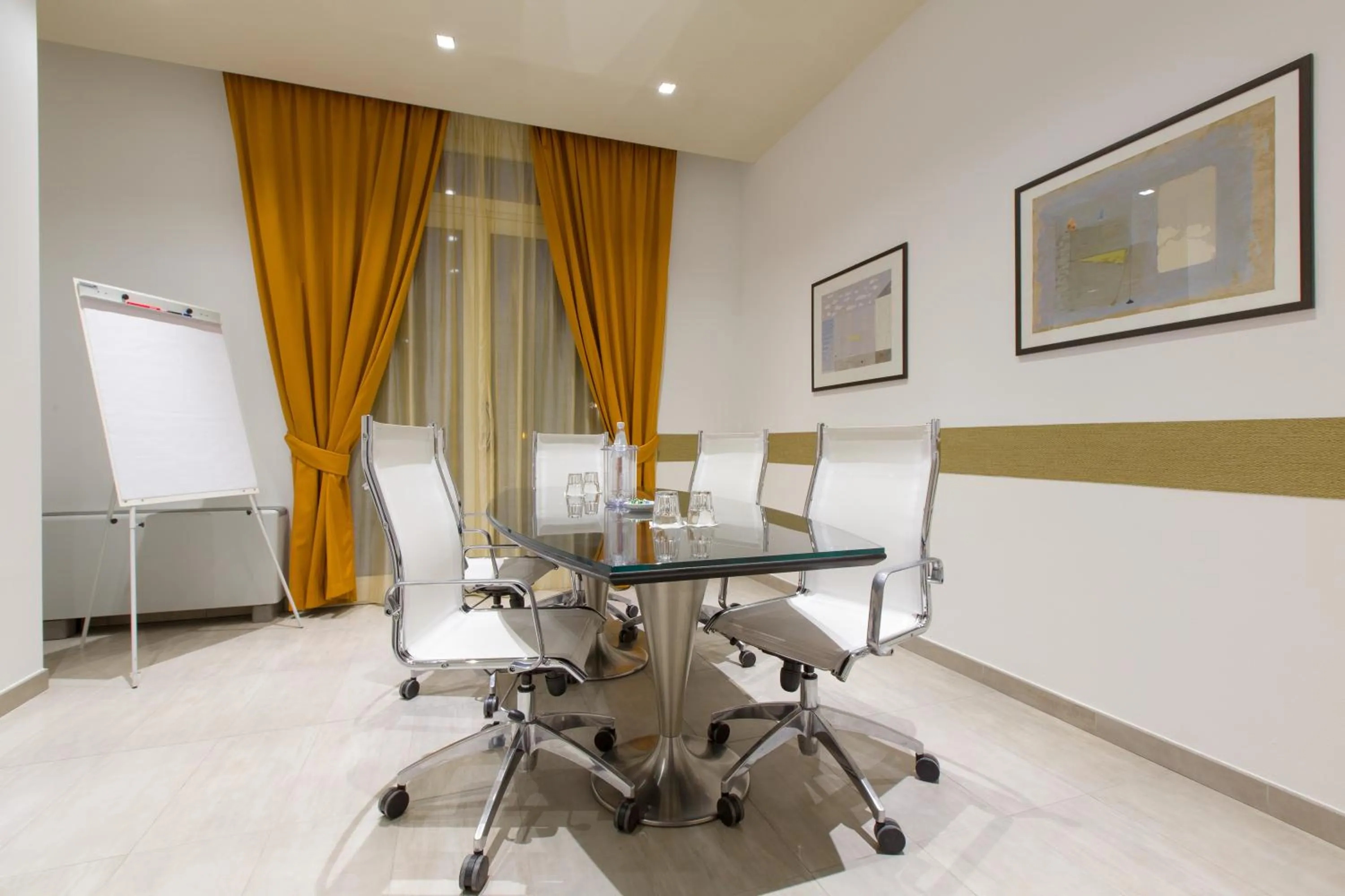 Meeting/conference room in UNA HOTELS Cesena Nord
