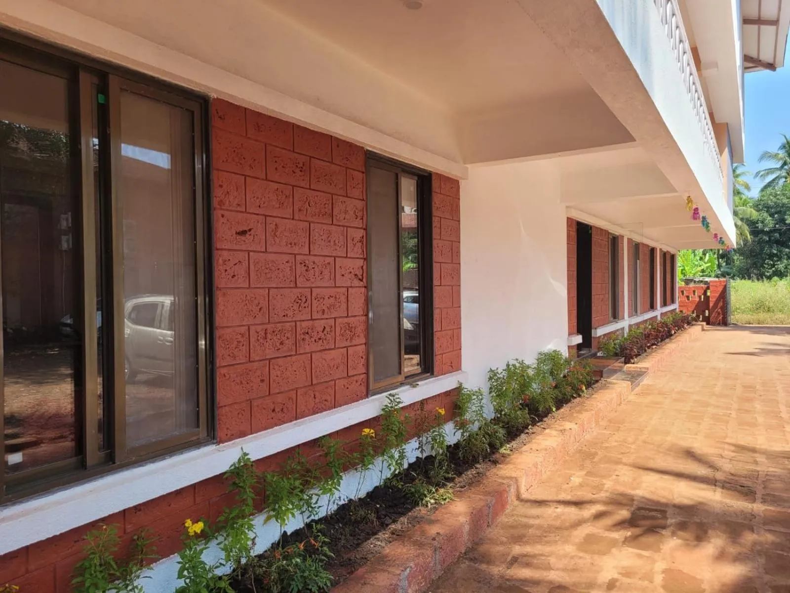 Property building in Cocorico Beach Resort