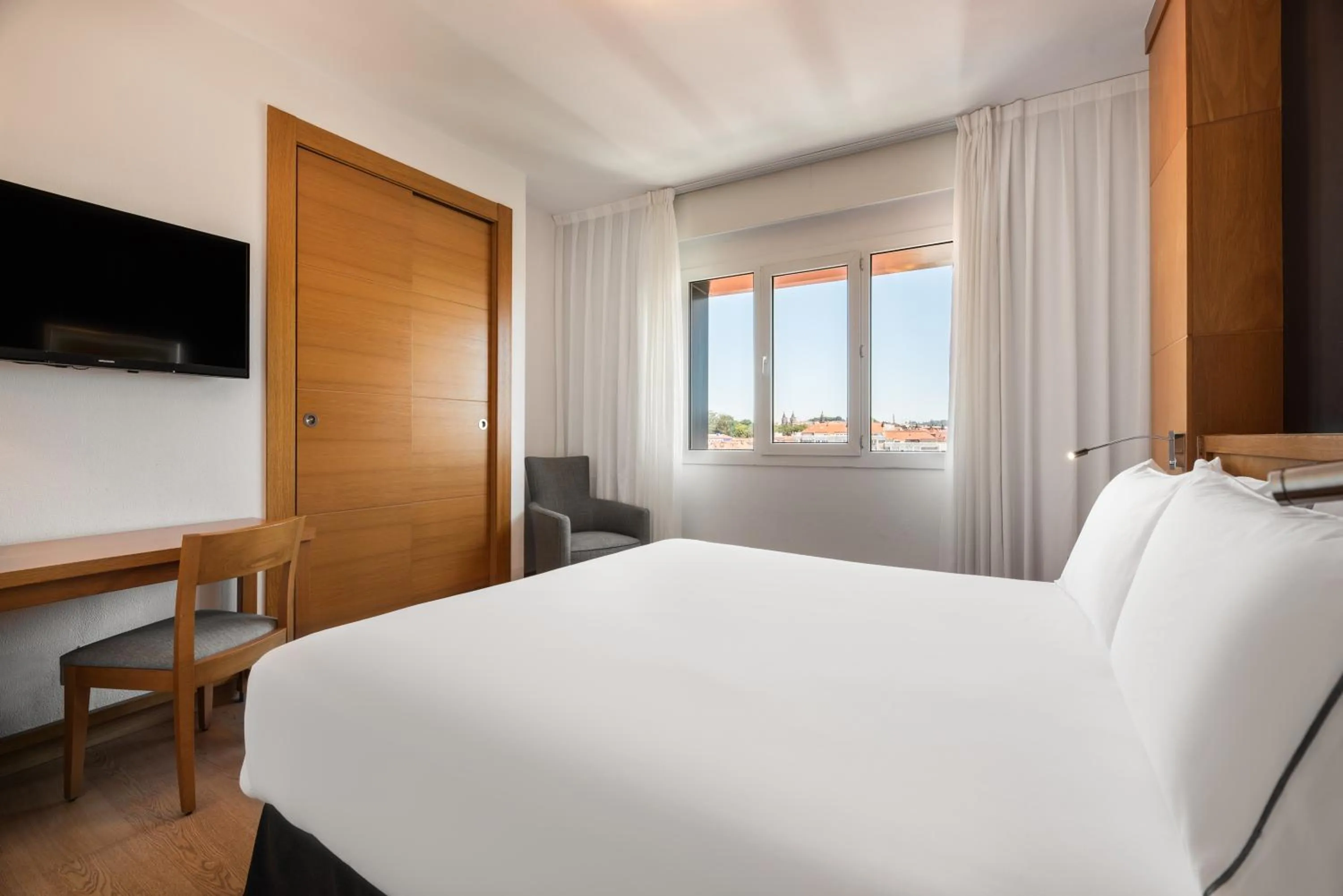 TV and multimedia, Bed in Exe Peregrino