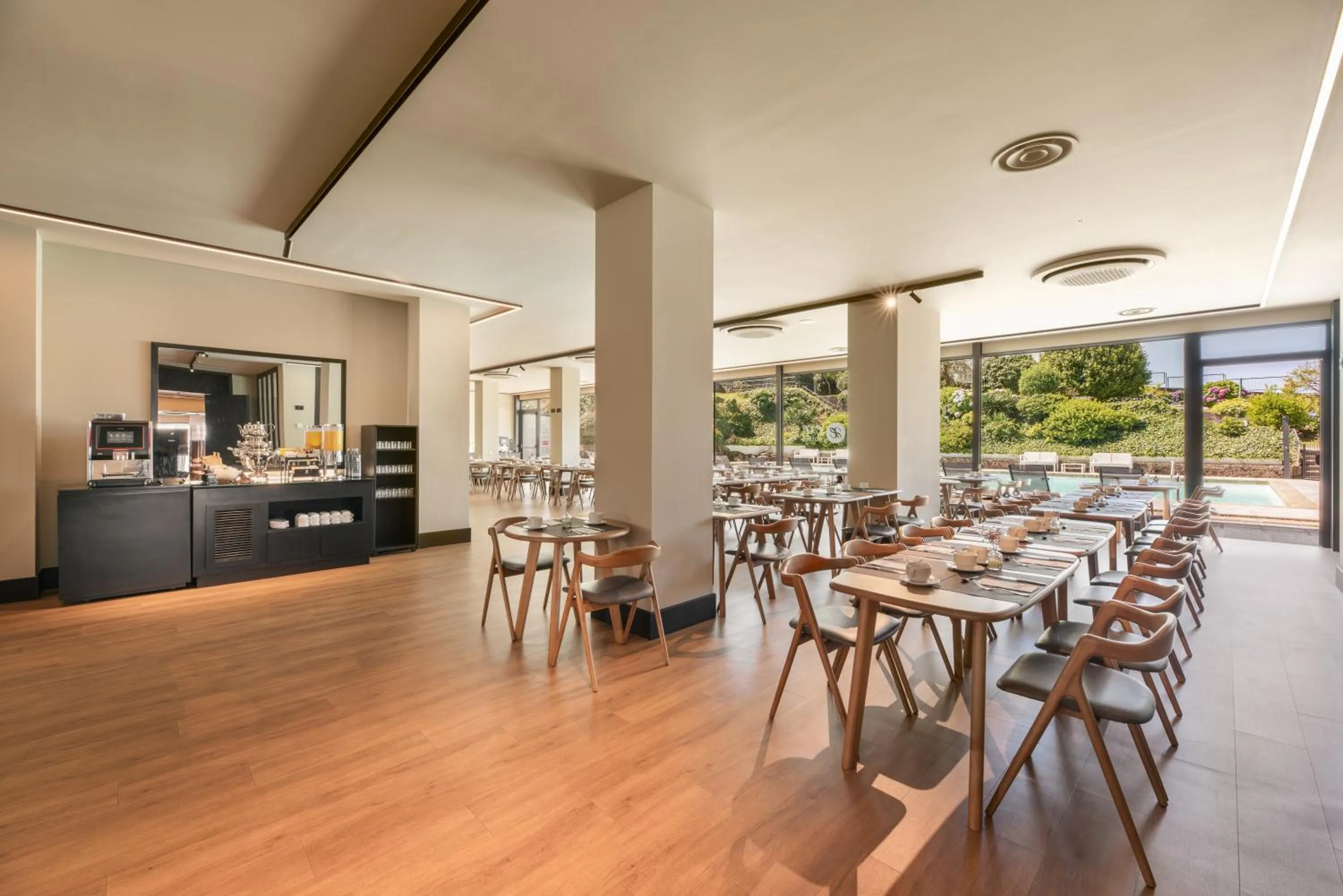 Dining area in Exe Peregrino