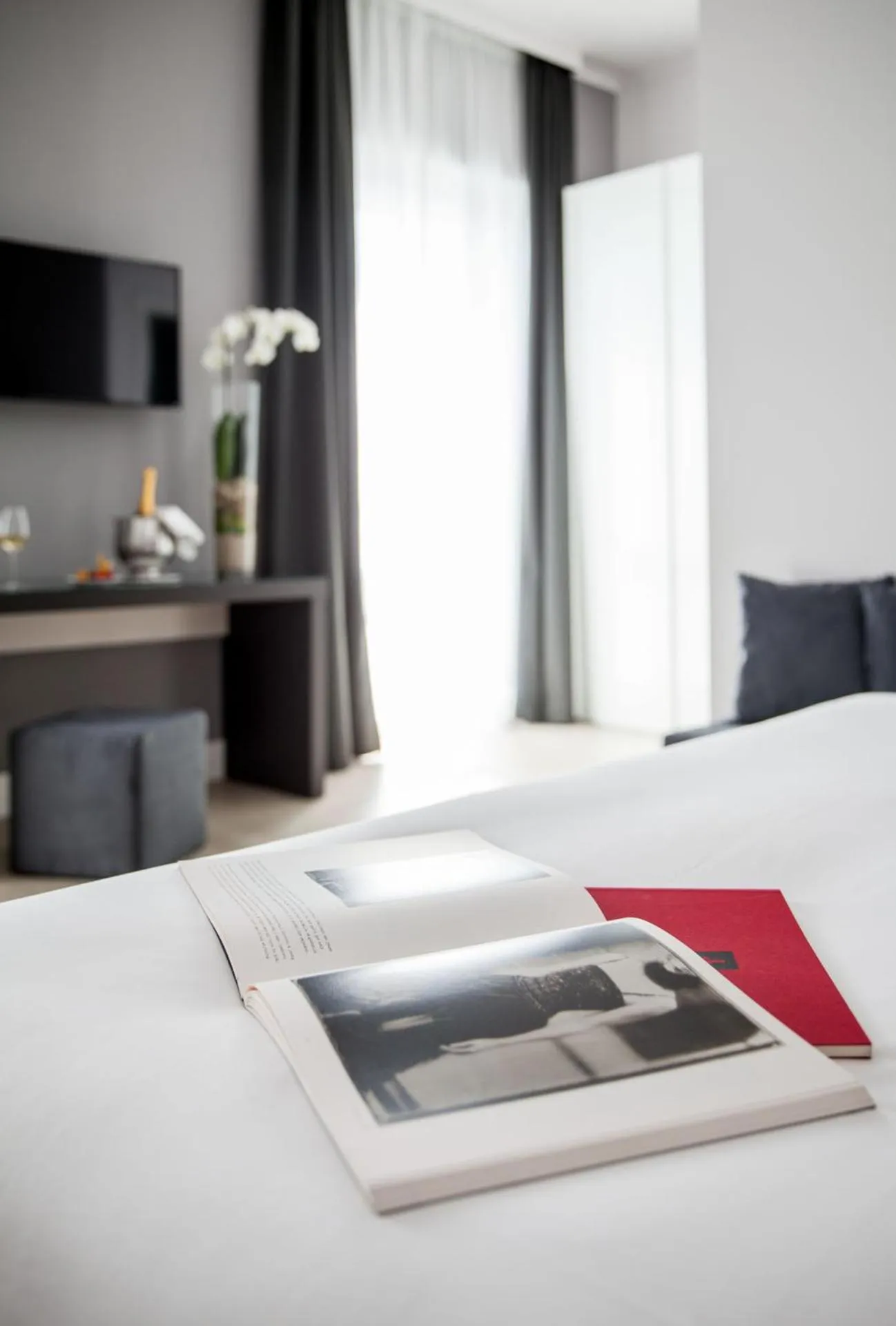 Bed in Miramare The Palace Resort