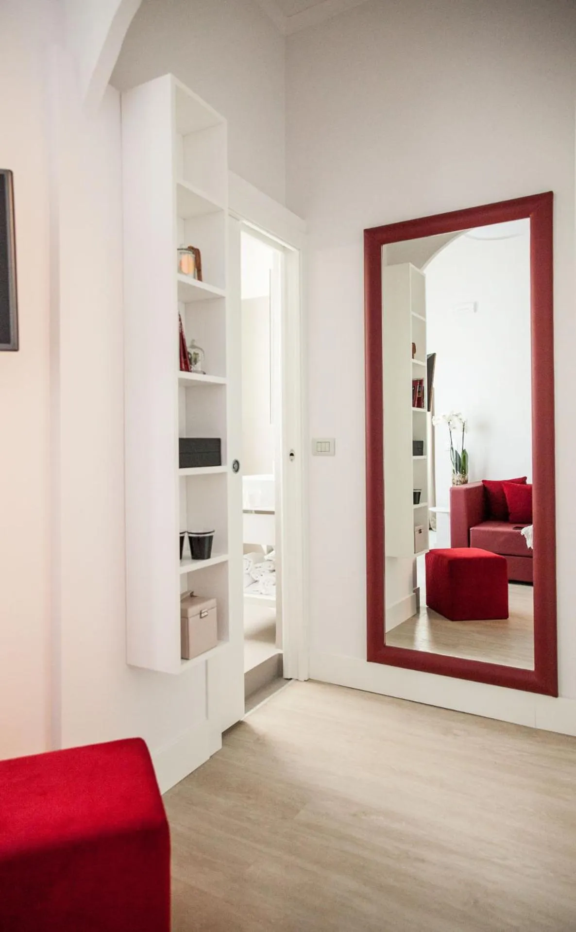 Living room, Bed in Miramare The Palace Resort