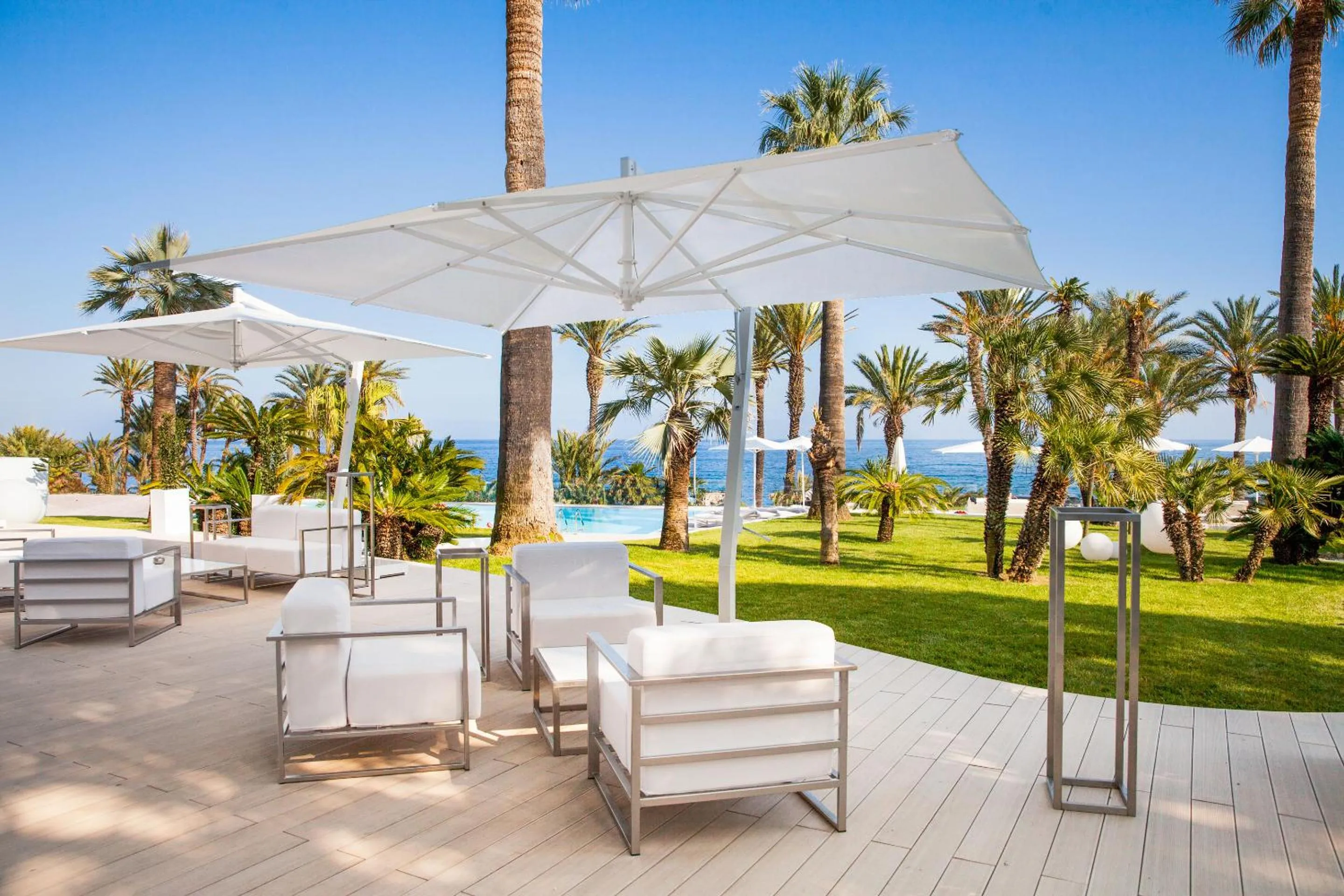 Garden in Miramare The Palace Resort