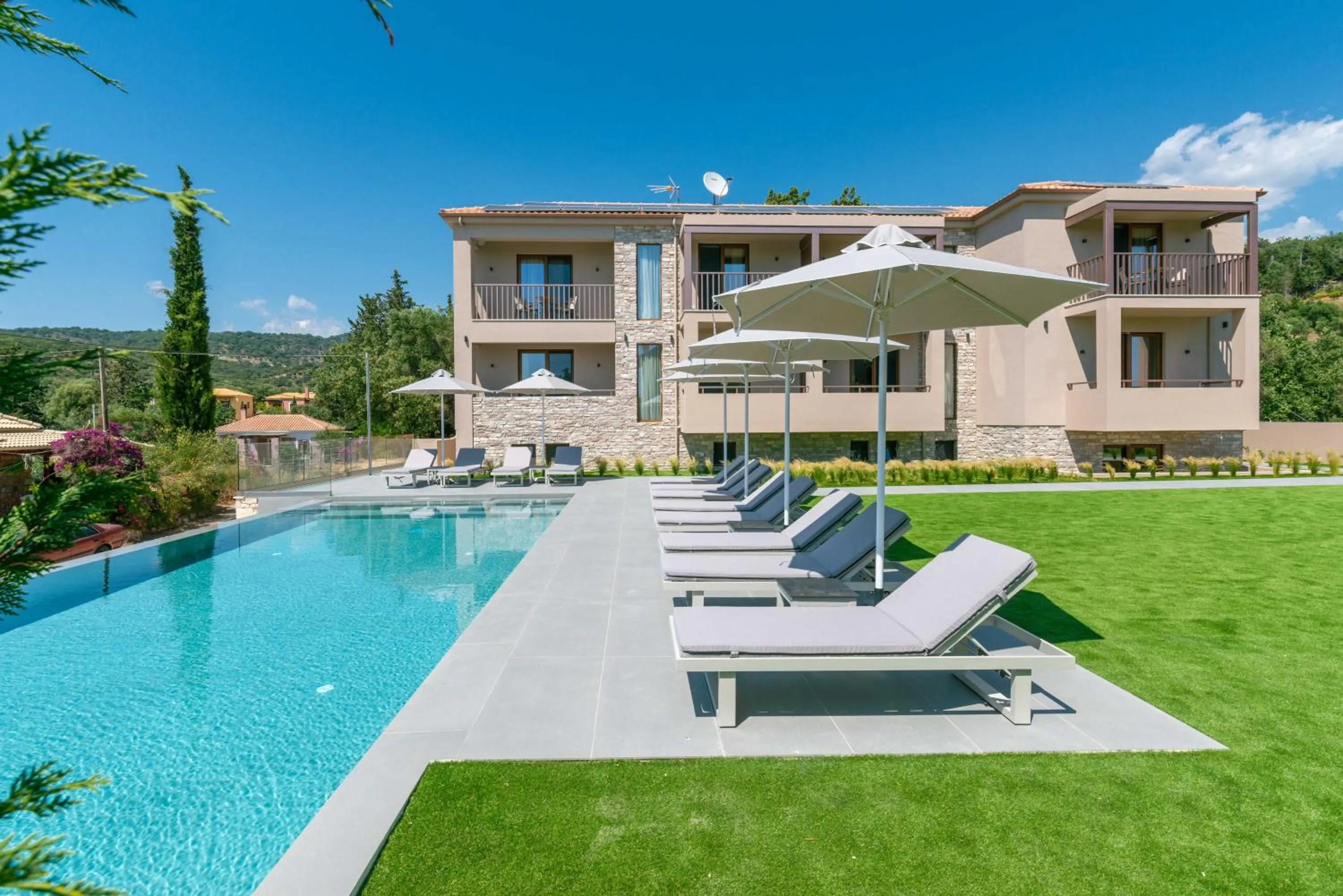 Neoma Luxury Residence - Adults Only