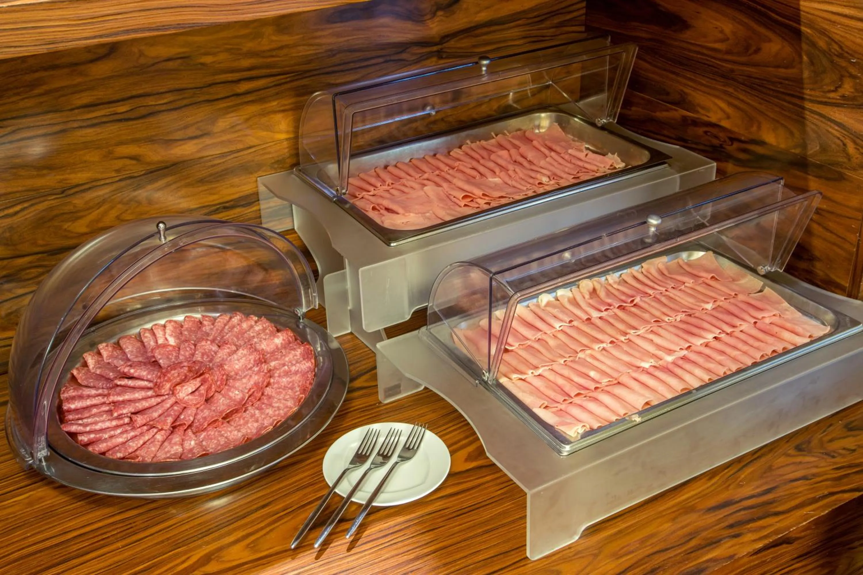 Restaurant/places to eat in Hotel Capannelle Roma