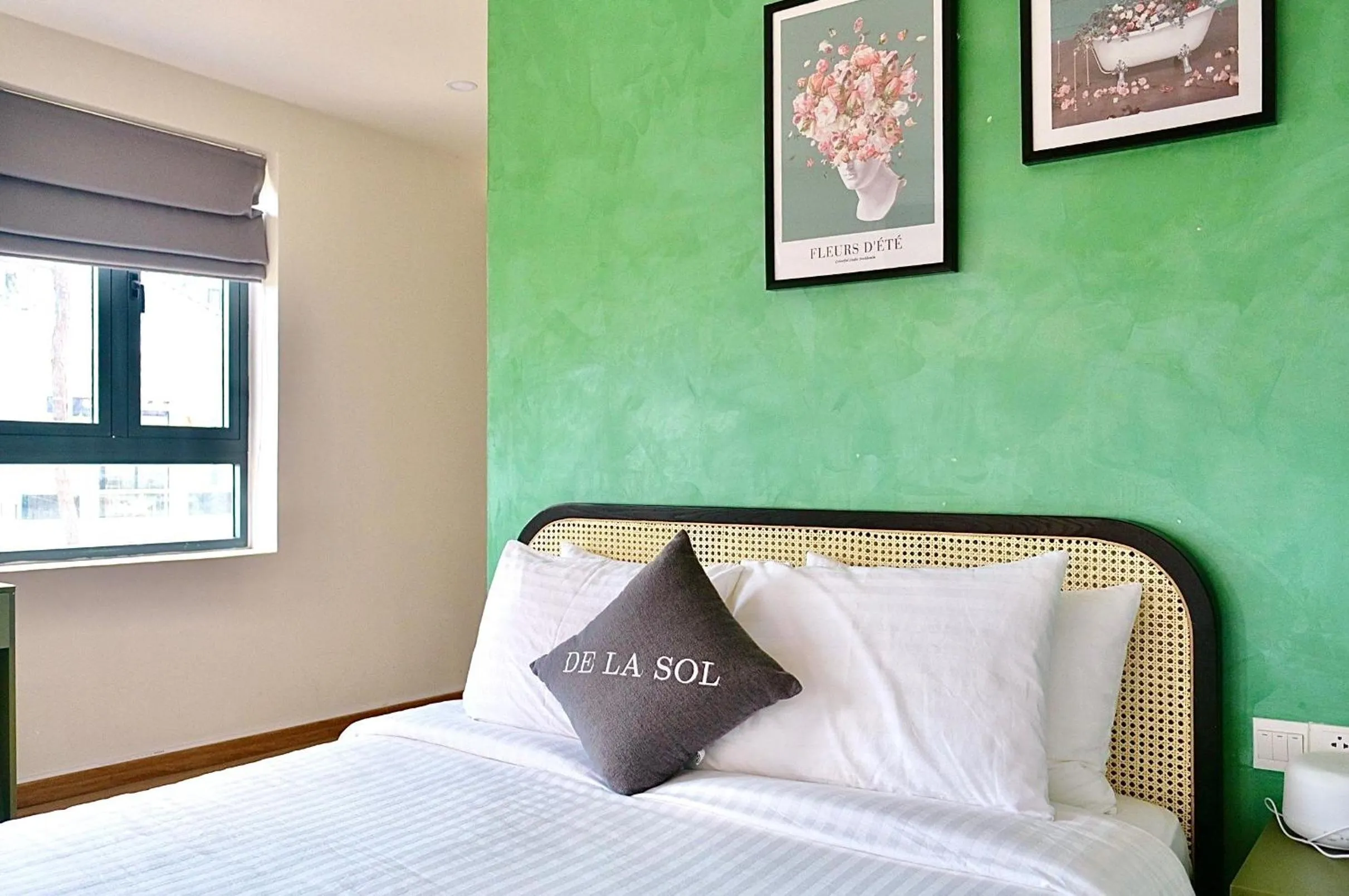 Bed in De La Sol Villa Dalat