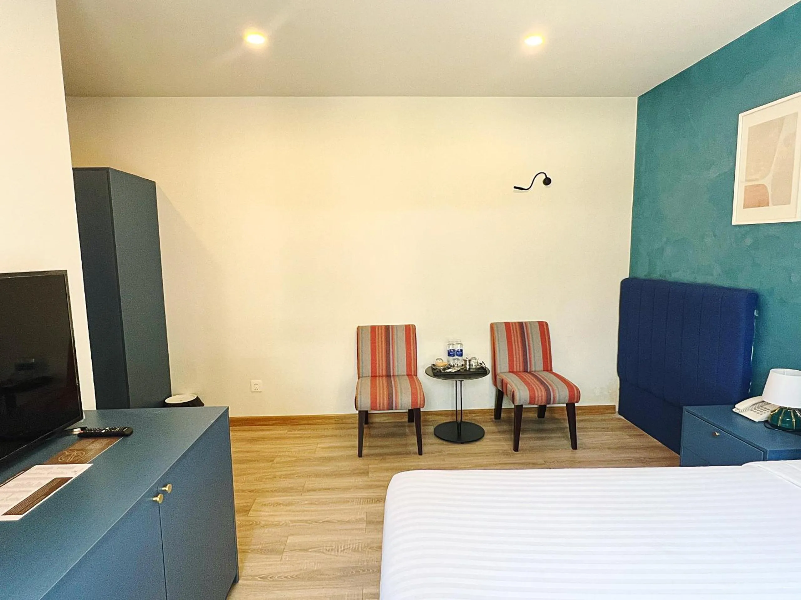 Bedroom, Bed in De La Sol Villa Dalat