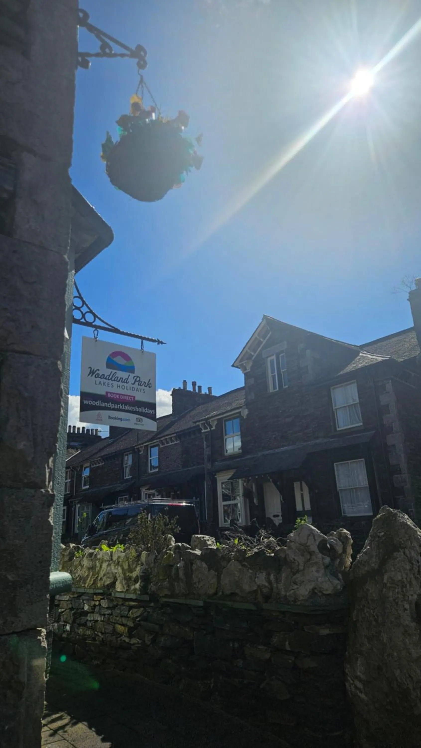 Property building in Bonny Brae House by Woodland Park