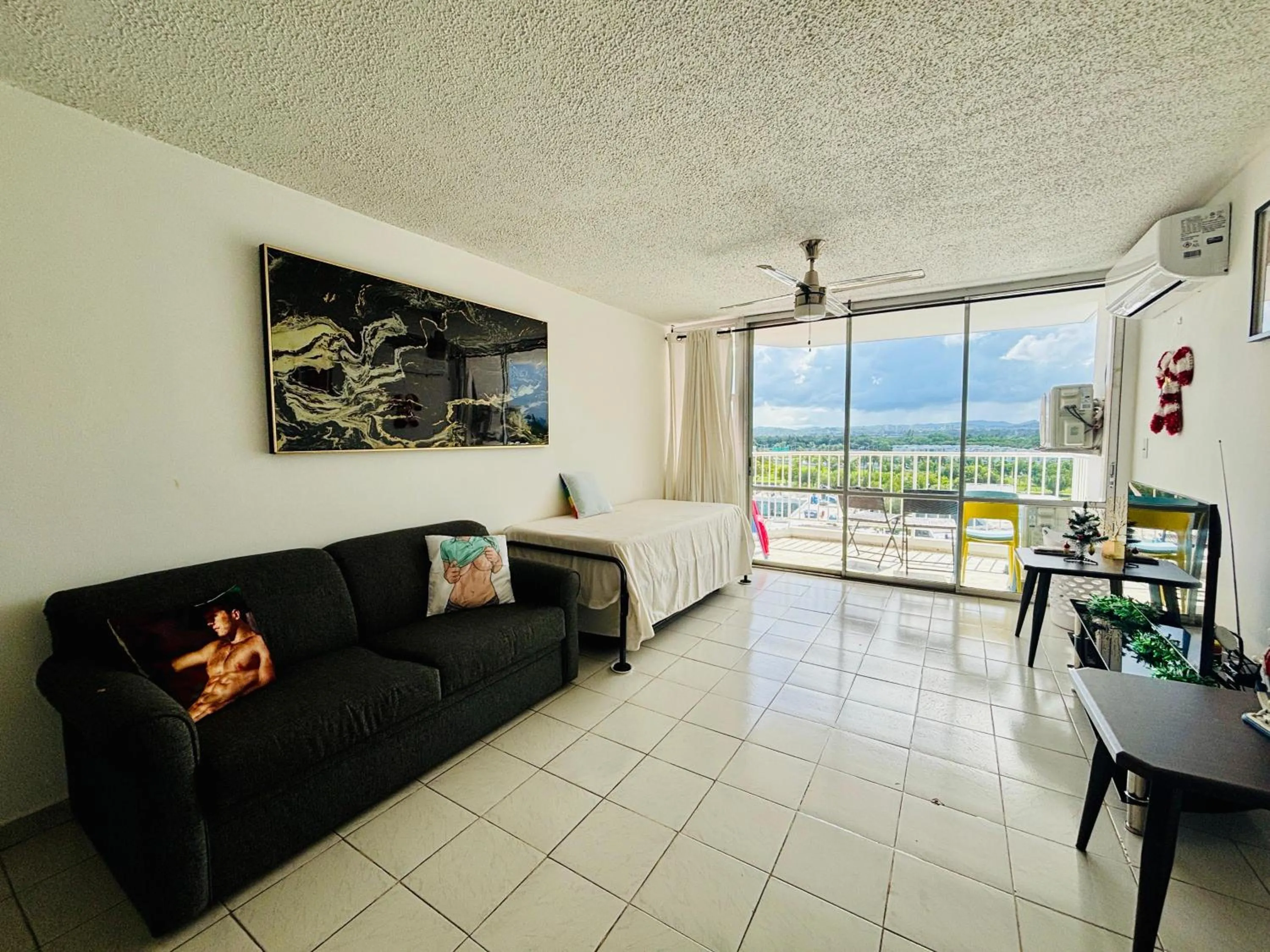 Beachfront Tropical Tantra Apartment