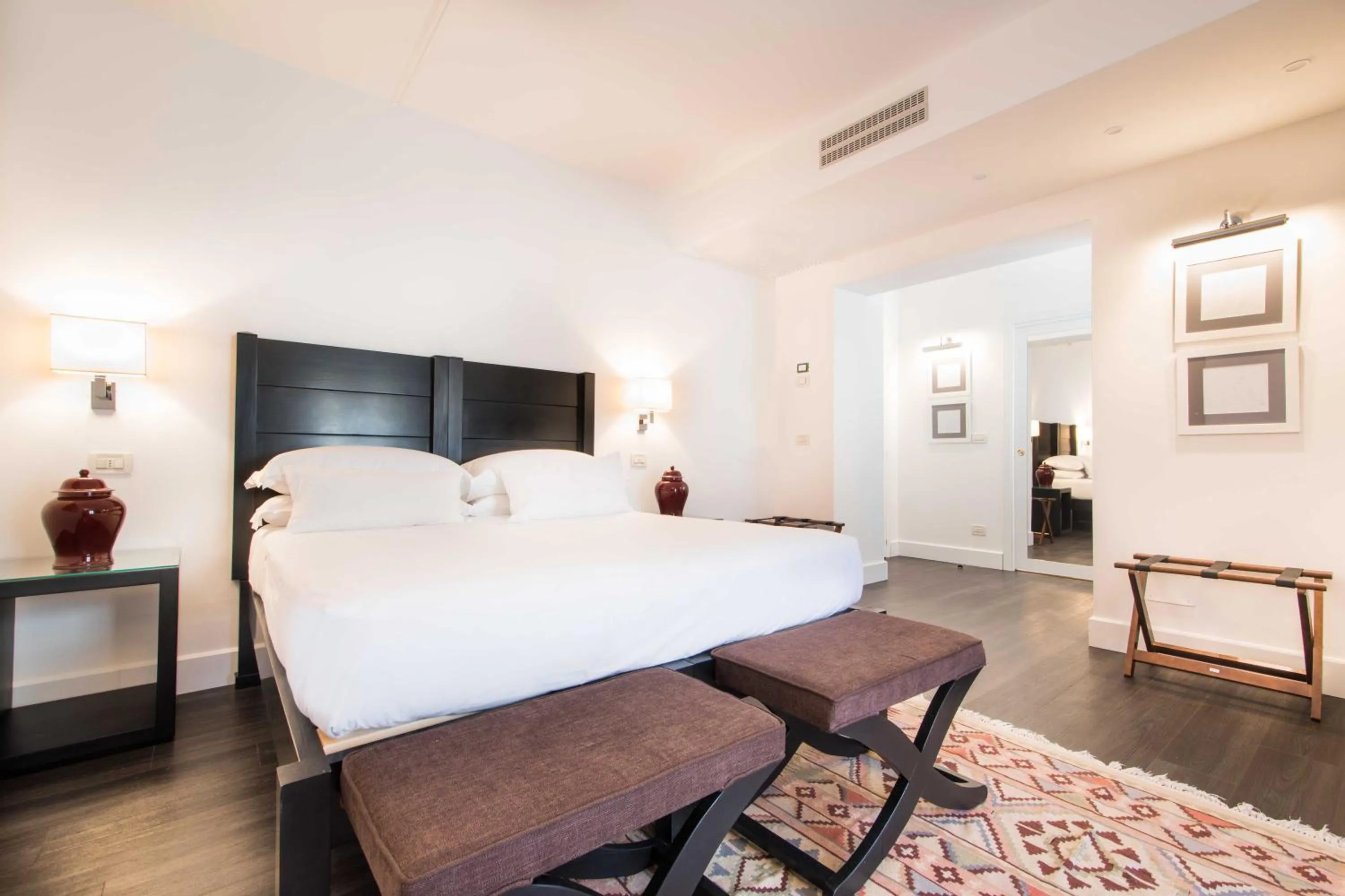 Photo of the whole room, Bed in Hotel Michelangelo & Day SPA