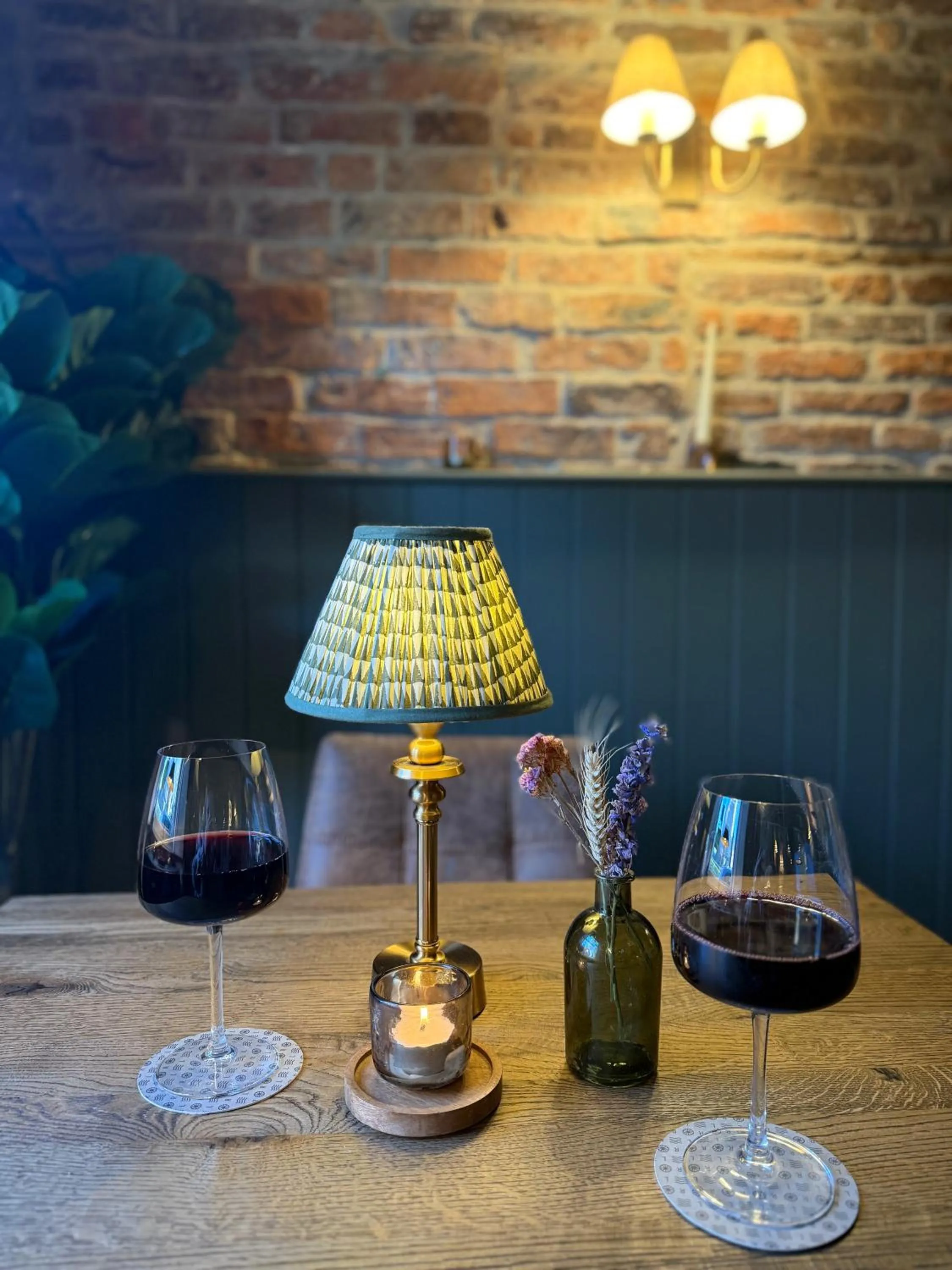 Drinks in The Red Lion Inn Alnmouth