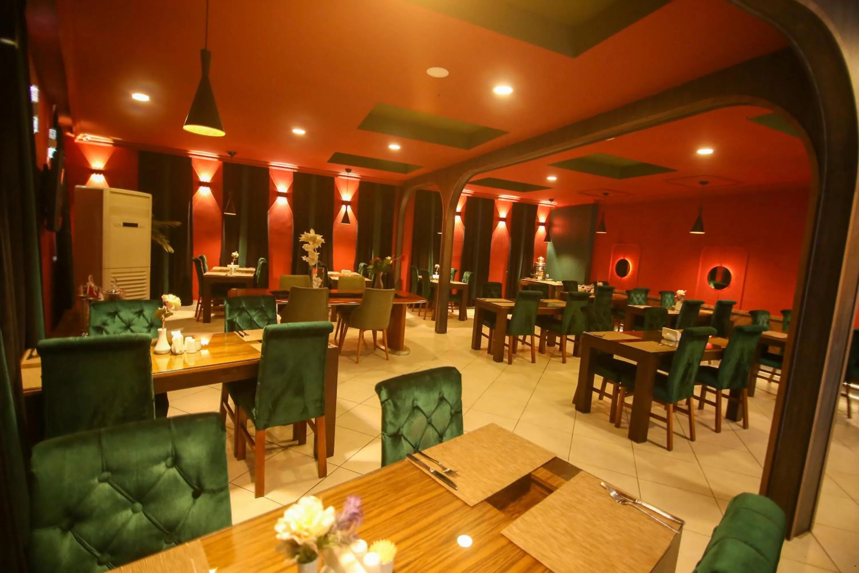 Restaurant/places to eat in ÇEVİK PALACE HOTEL