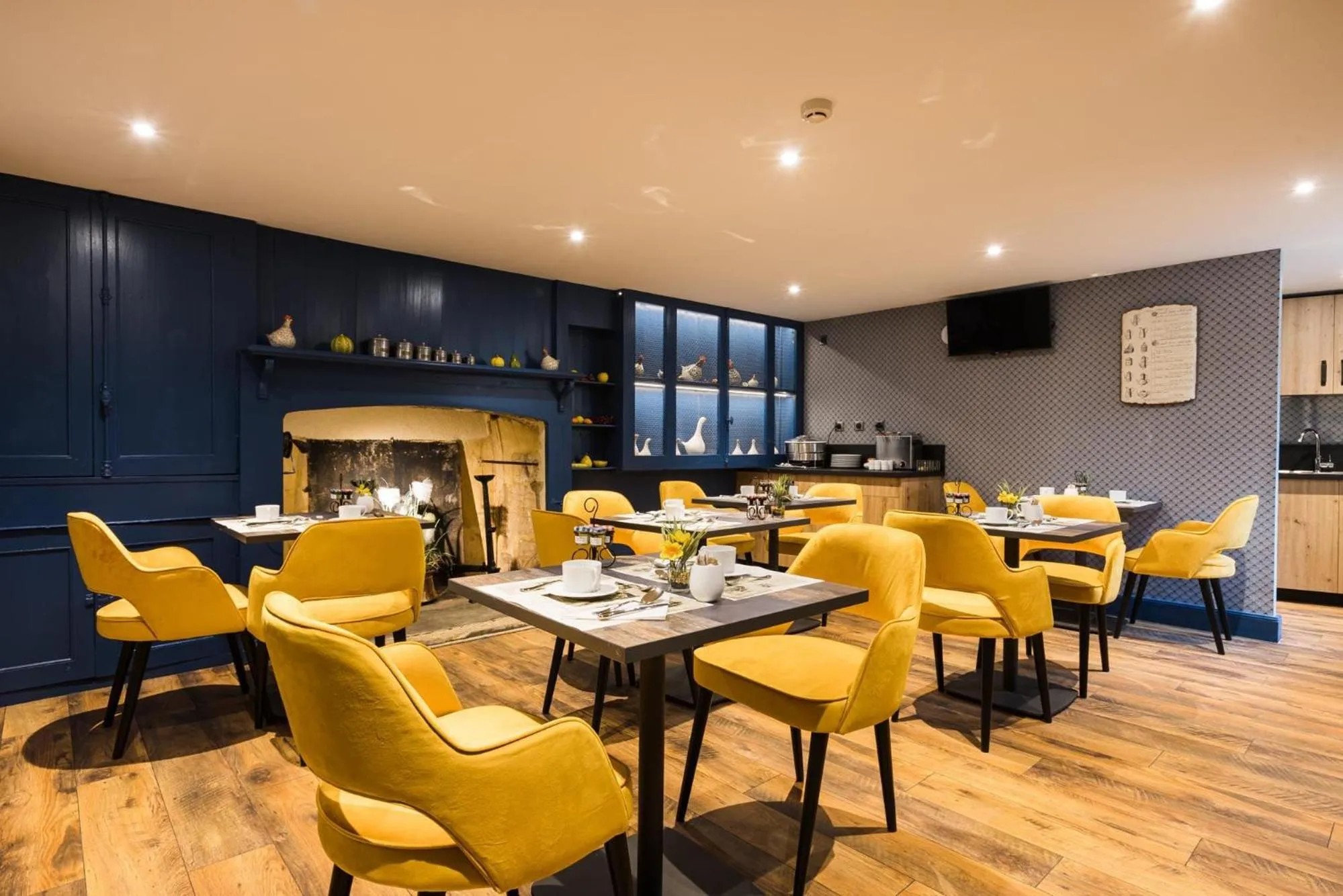 Breakfast in LE PETIT MANOIR