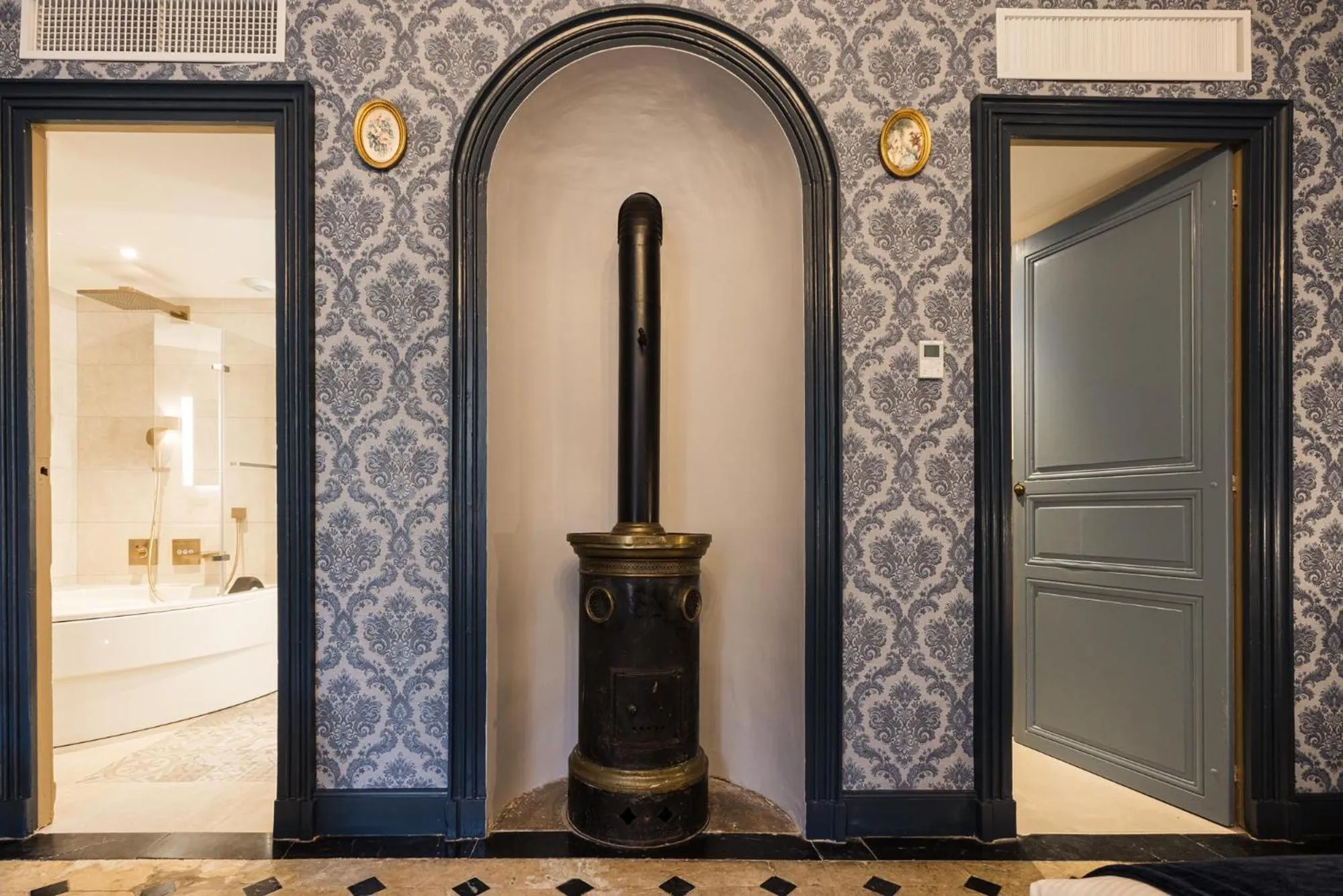 Bedroom in LE PETIT MANOIR