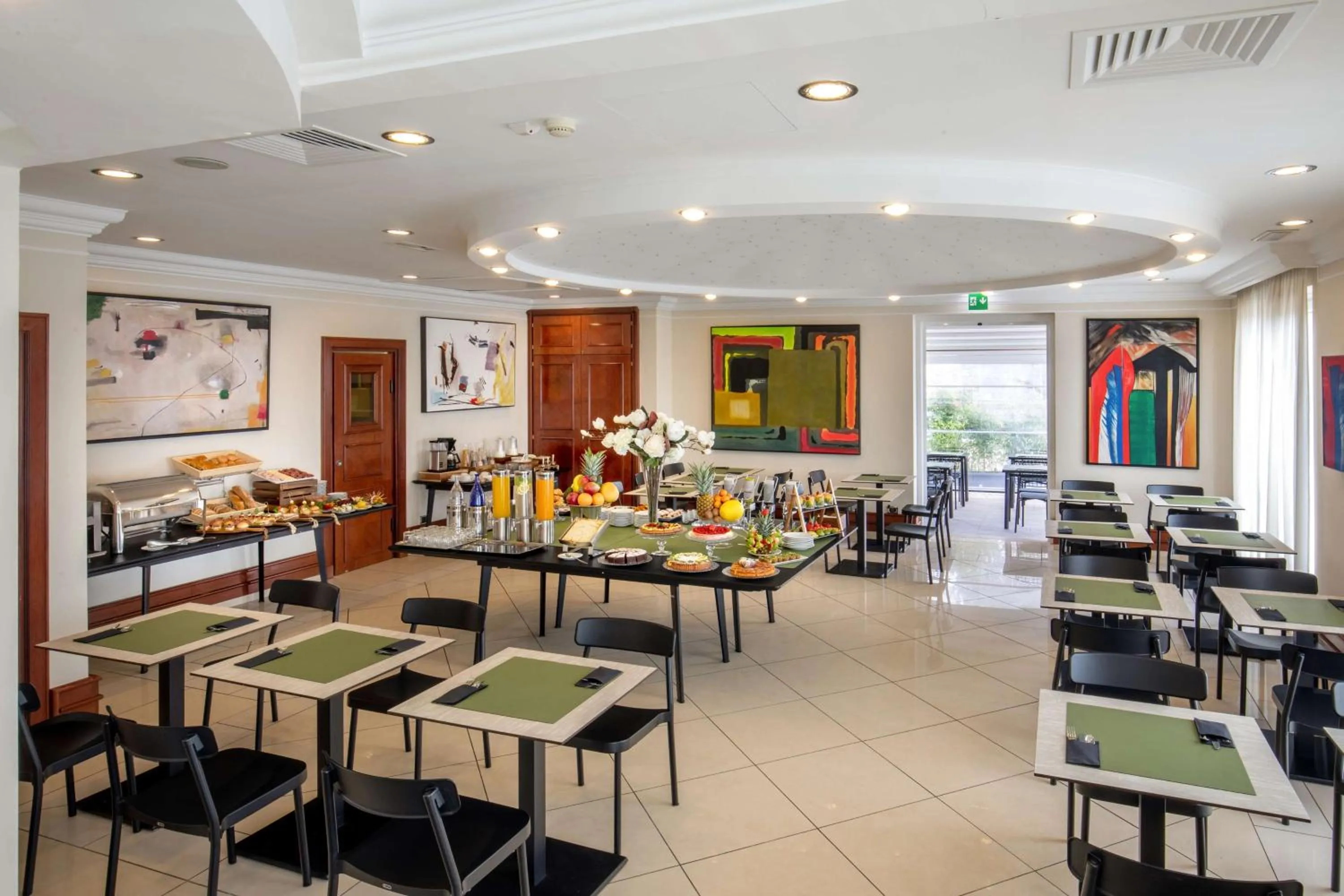 Breakfast in Best Western Hotel Viterbo