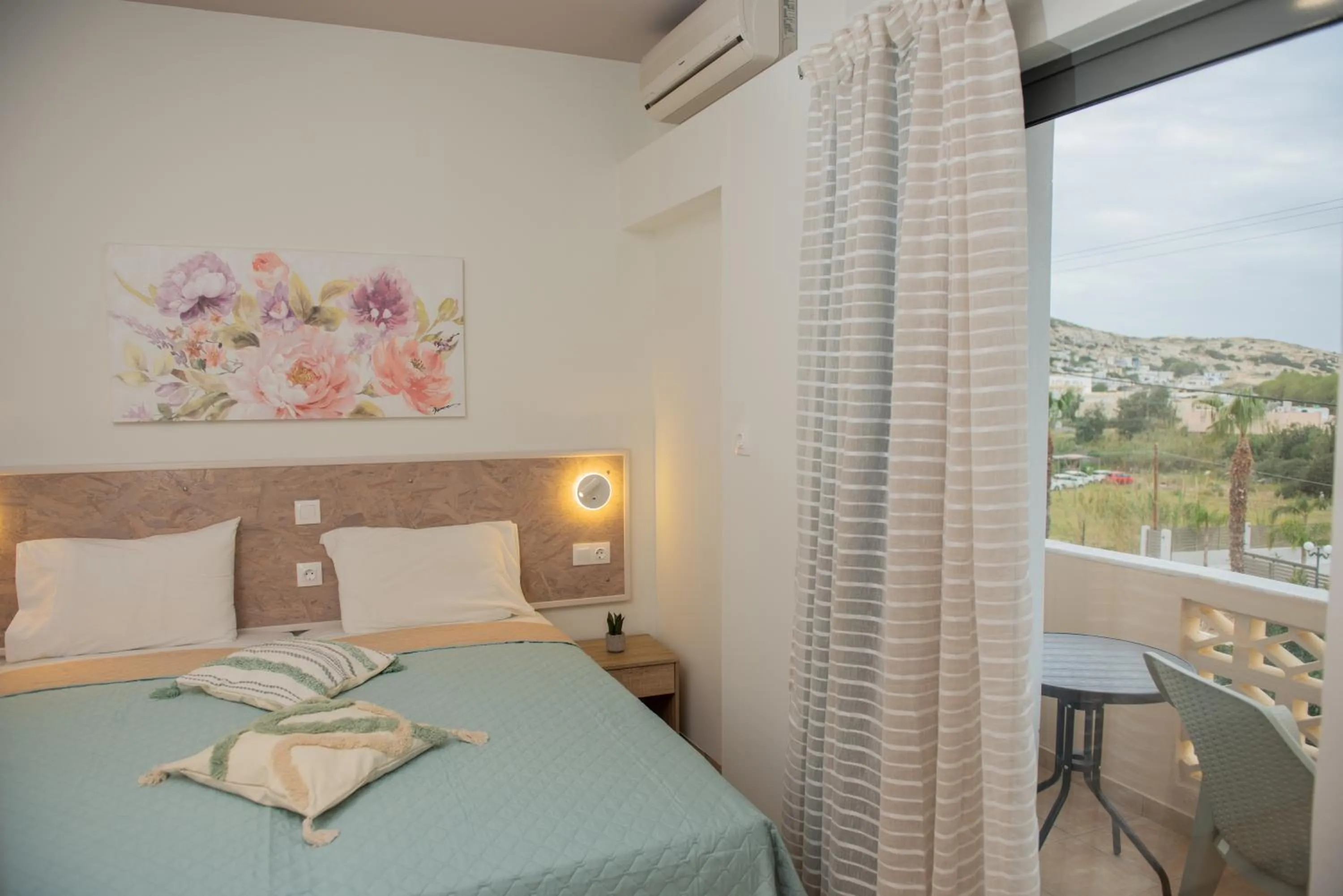 Bedroom, Bed in Tsaner Apartment and Rooms