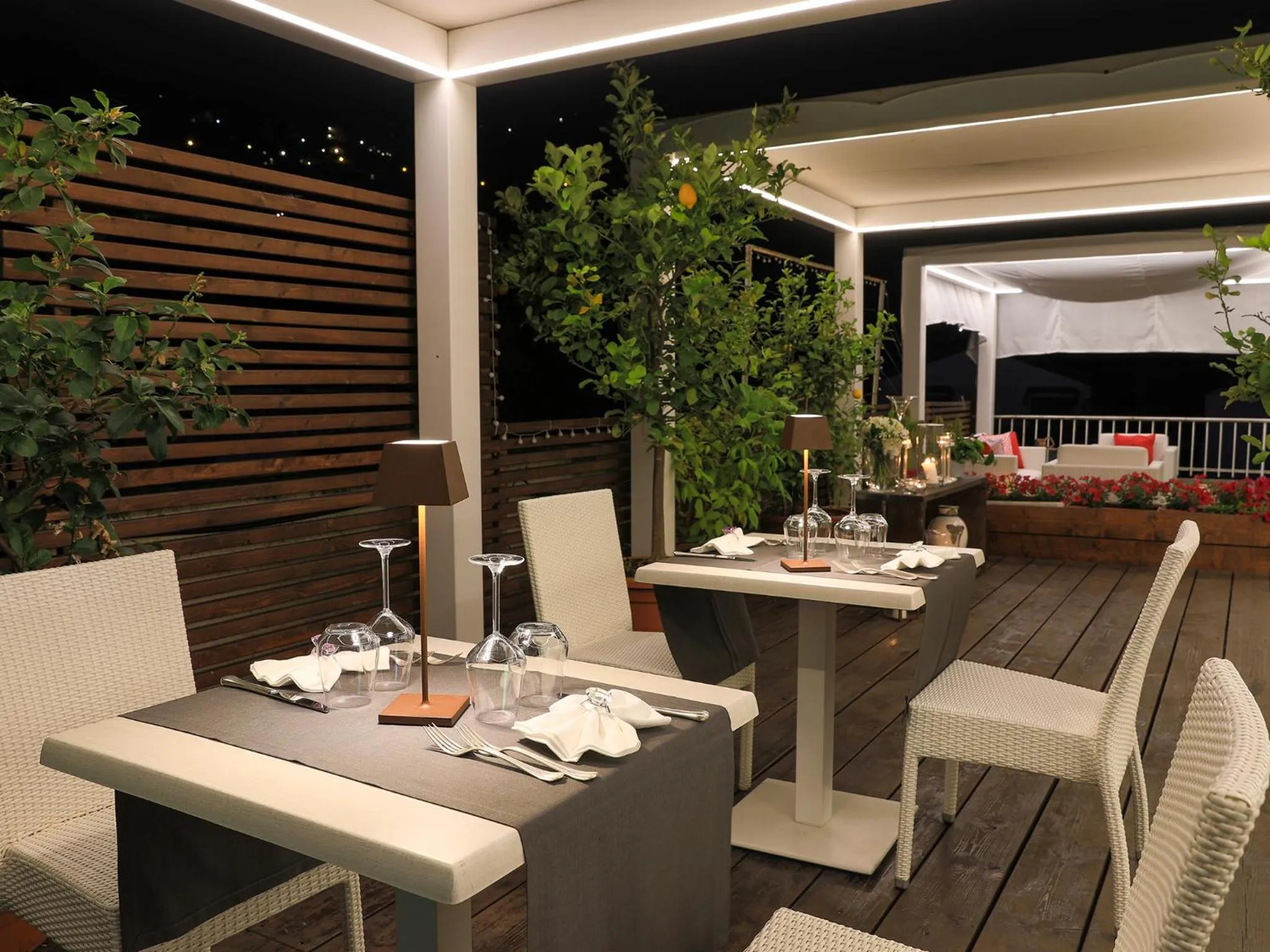 Balcony/Terrace in Hotel Tigullio Et De Milan