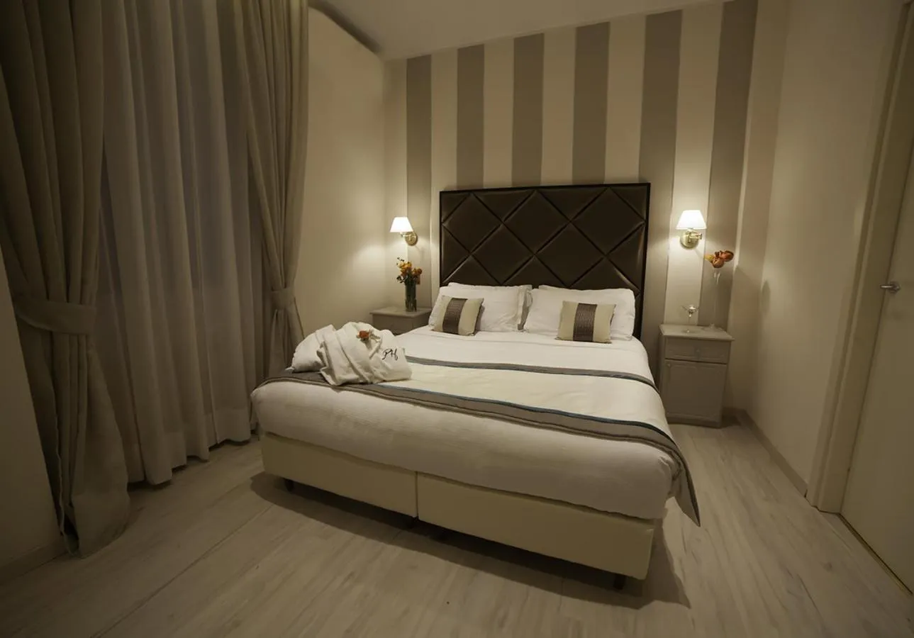 Bed in Hotel Tigullio Et De Milan