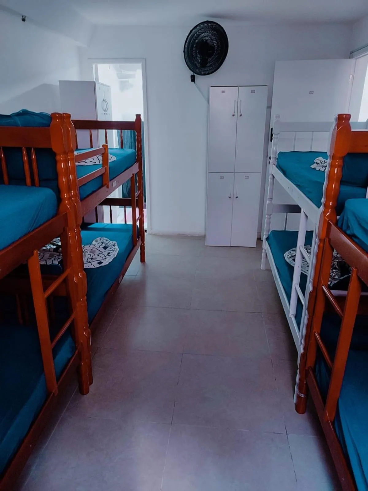 Cama em Dormitório Feminino com 8 Camas in Hostel Princess Copacabana