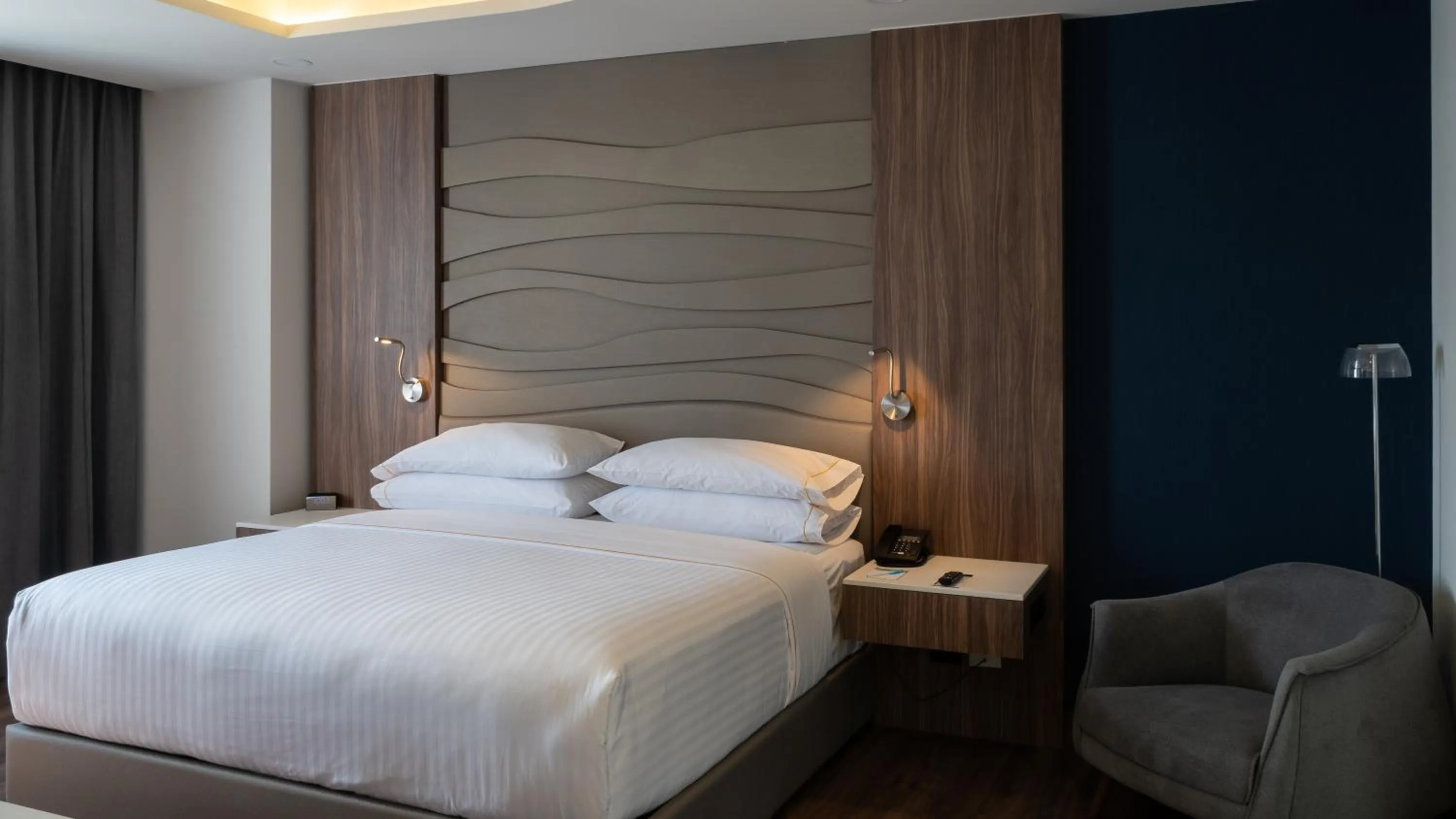 Decorative detail, Bed in Sheraton Guadalajara Expo