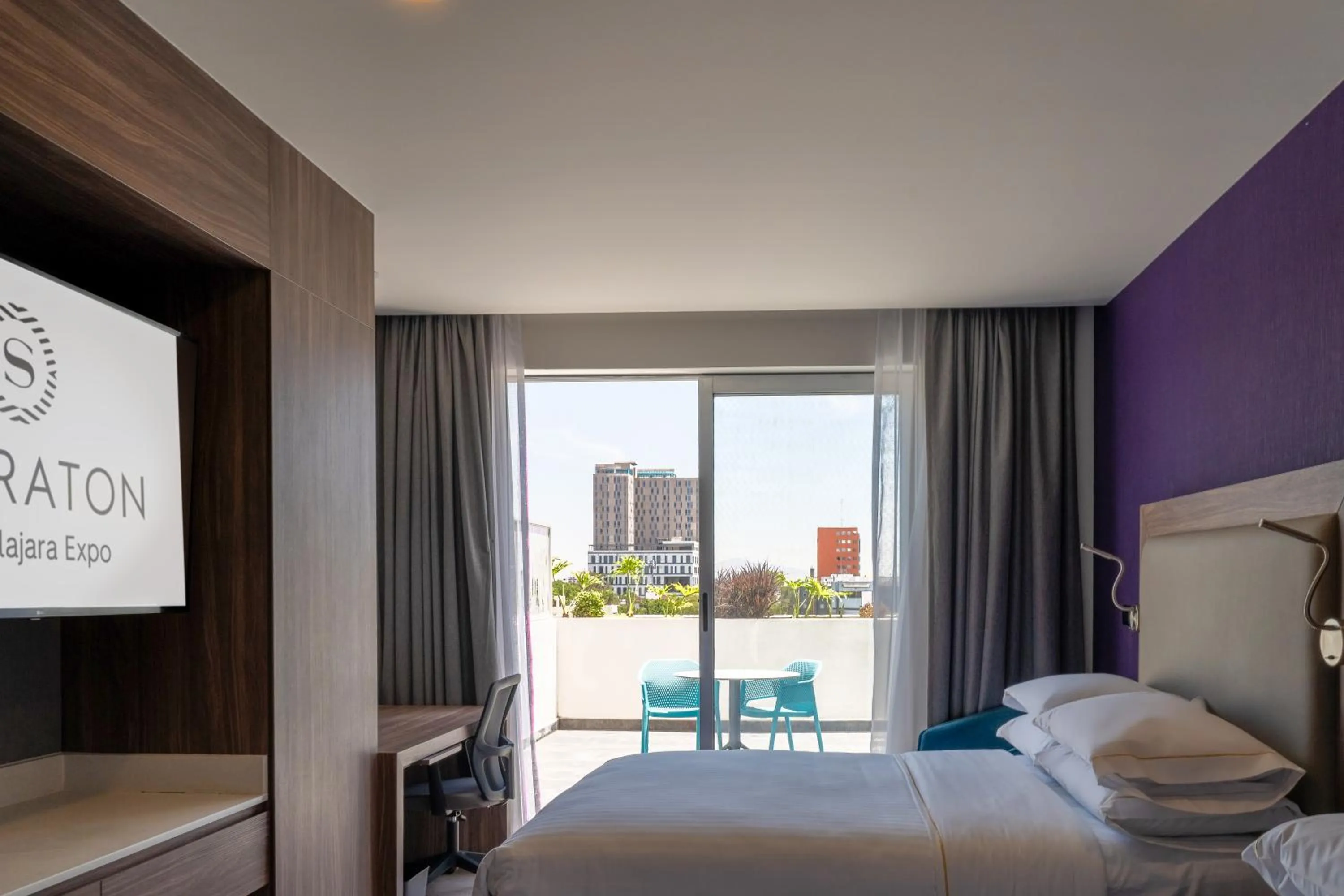 Decorative detail, Bed in Sheraton Guadalajara Expo